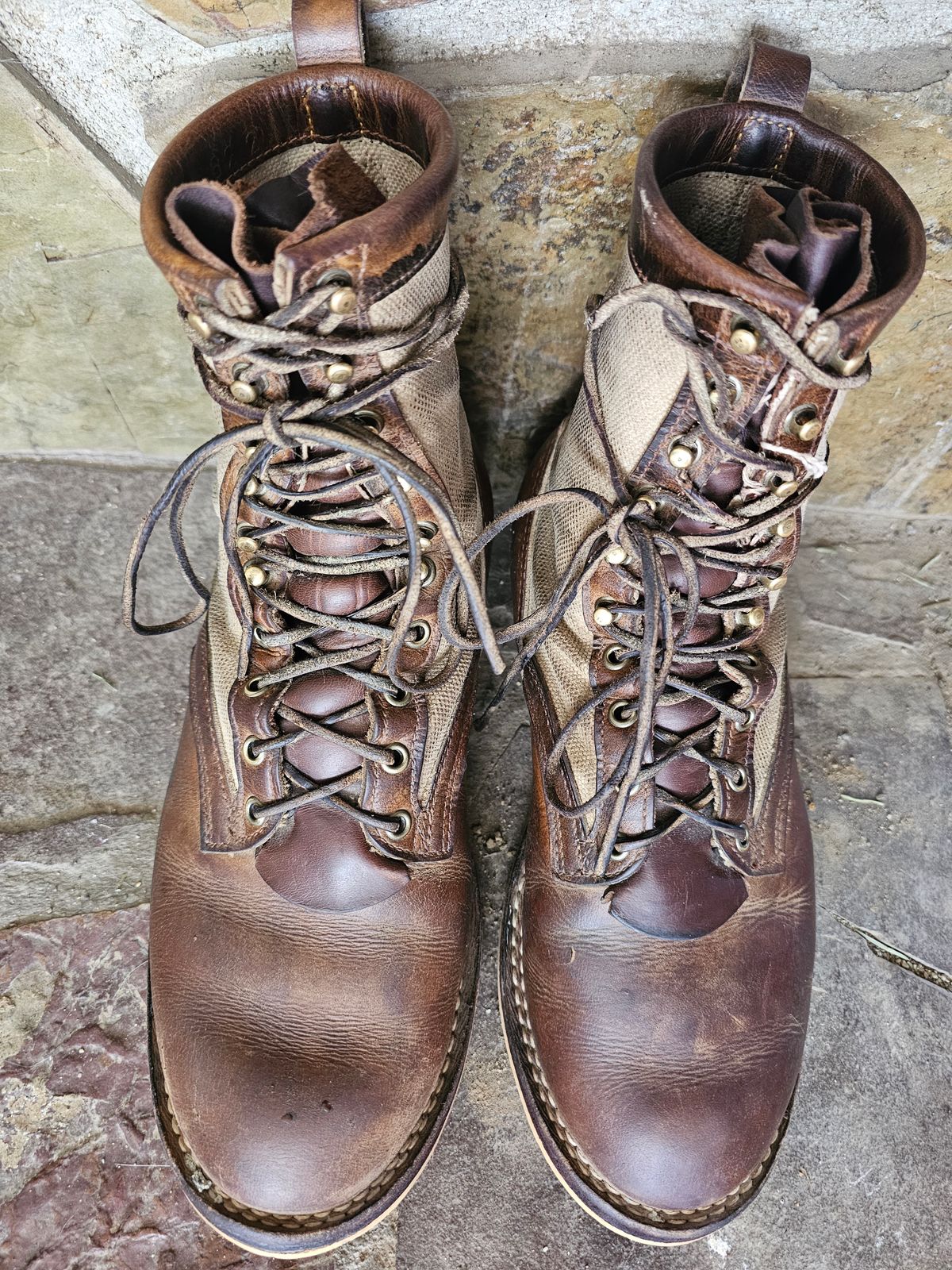 Photo by nobnix on March 4, 2023 of the Frank's Boots Ryker AT in Arif & Sons Hand Waxed Antique Brown.