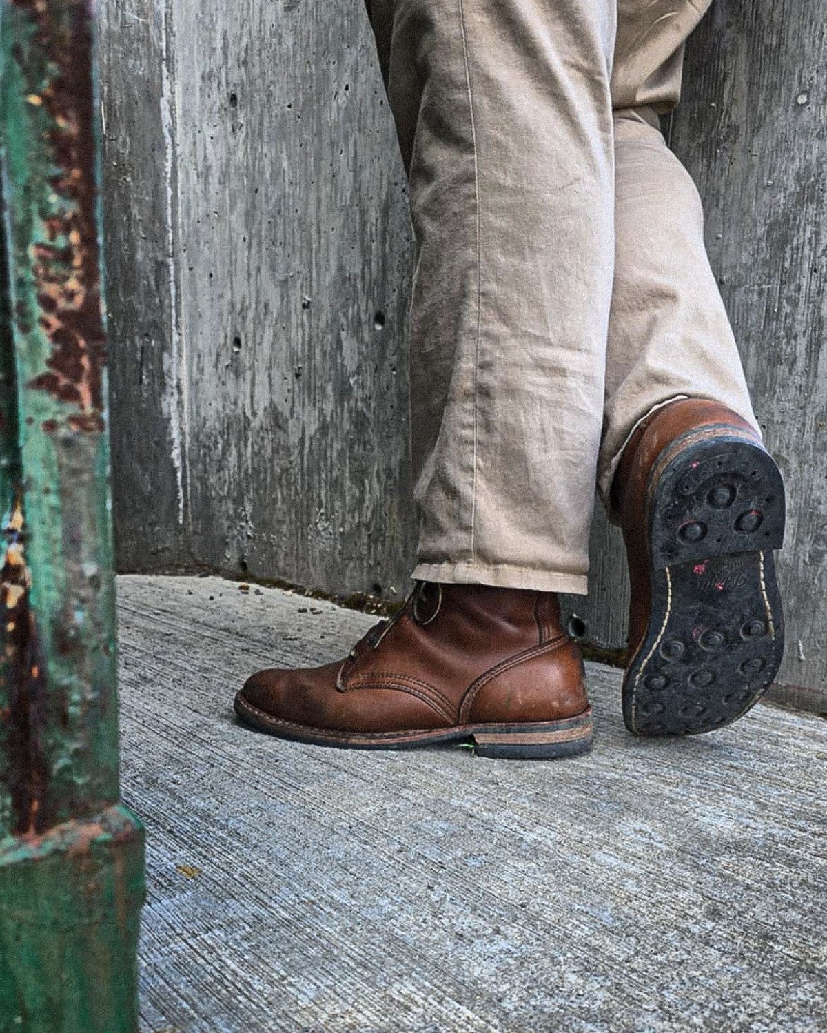 Photo by nobnix on June 17, 2025 of the White's MP-Sherman Plain Toe in Horween Natural Chromexcel.