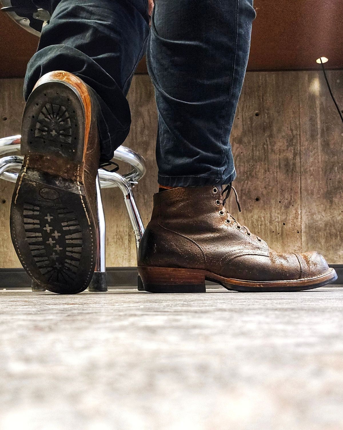 Photo by nobnix on June 20, 2025 of the Viberg Service Boot in Horween Brown Waxed Flesh.