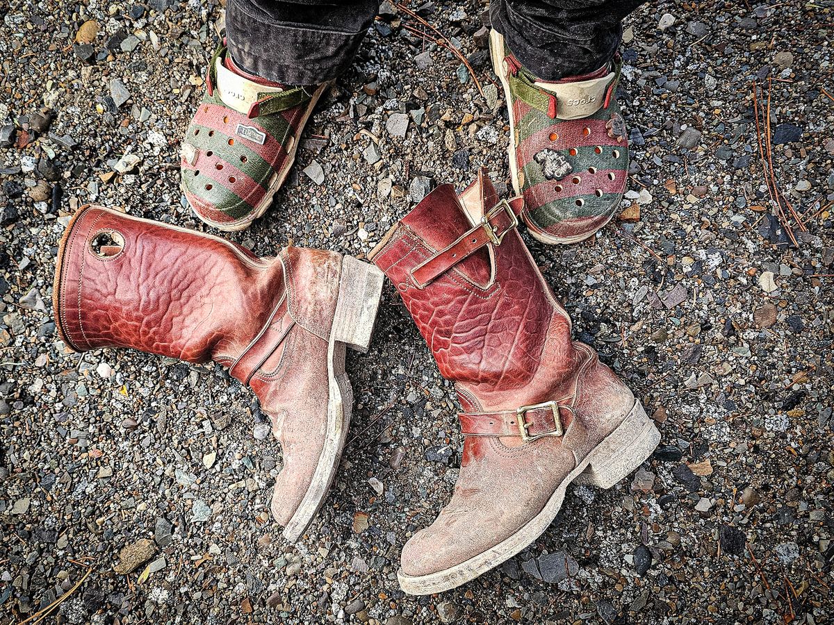 Photo by nobnix on November 11, 2025 of the OPEN ROAD CUSTOM BOOTS Engineer in Crude Culatta Horse Doublebutt "Brandy".