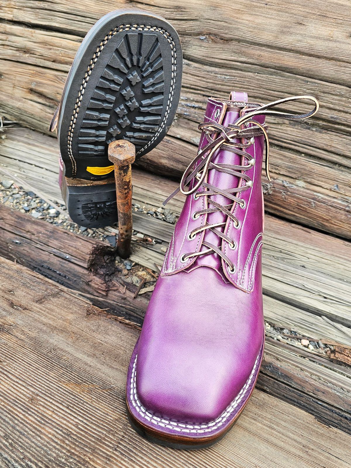 Photo by nobnix on September 22, 2023 of the Frank's Boots Square Toe in Maryam Amethyste TPR Horsebutt.
