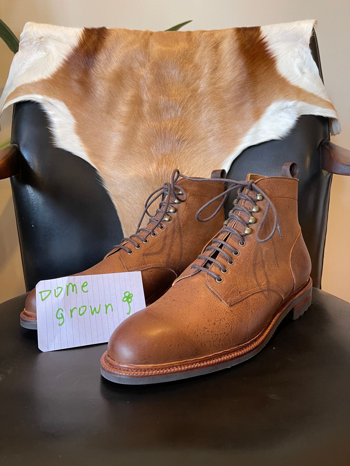 Photo by slypig on November 4, 2023 of the Meermin Service Boot in C.F. Stead Autumn Spice Waxed Kudu.