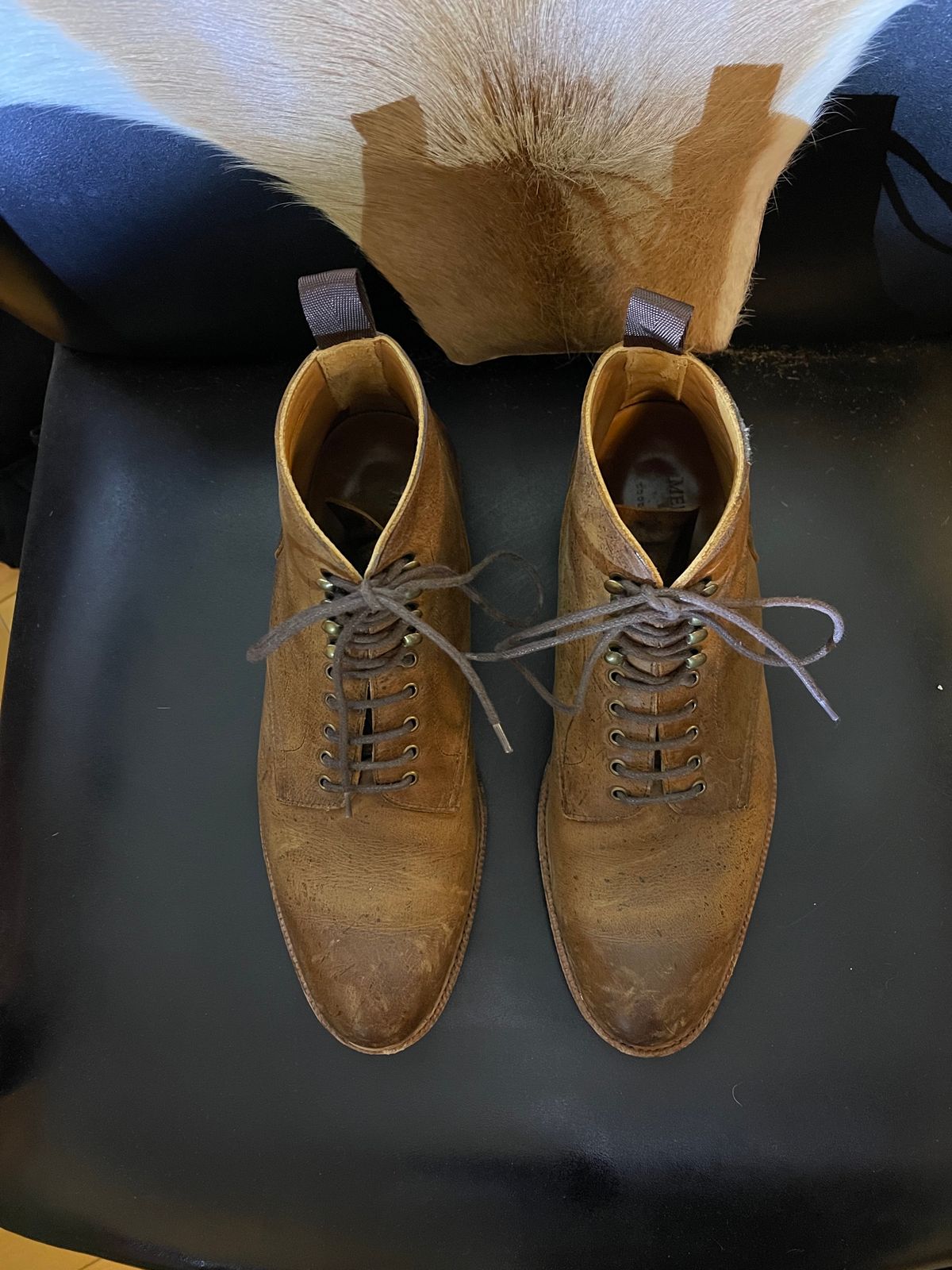 Photo by slypig on December 6, 2023 of the Meermin Service Boot in C.F. Stead Autumn Spice Waxed Kudu.