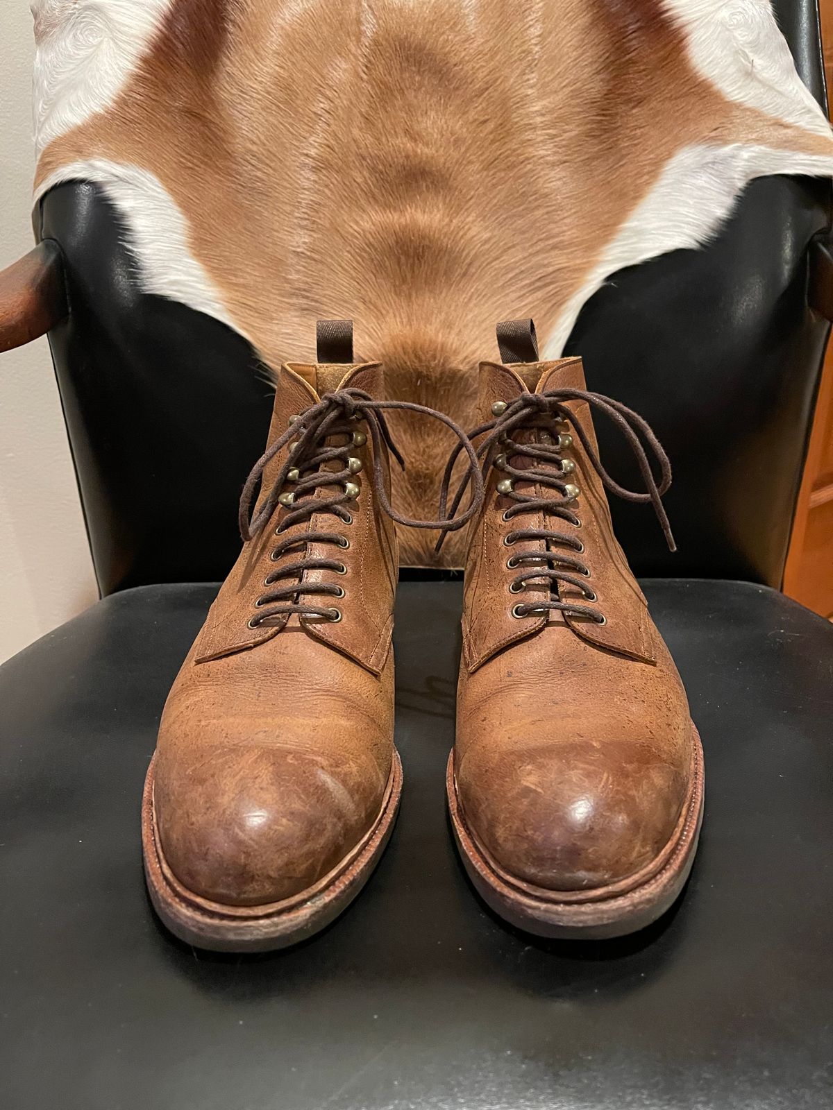 Photo by slypig on February 6, 2024 of the Meermin Service Boot in C.F. Stead Autumn Spice Waxed Kudu.