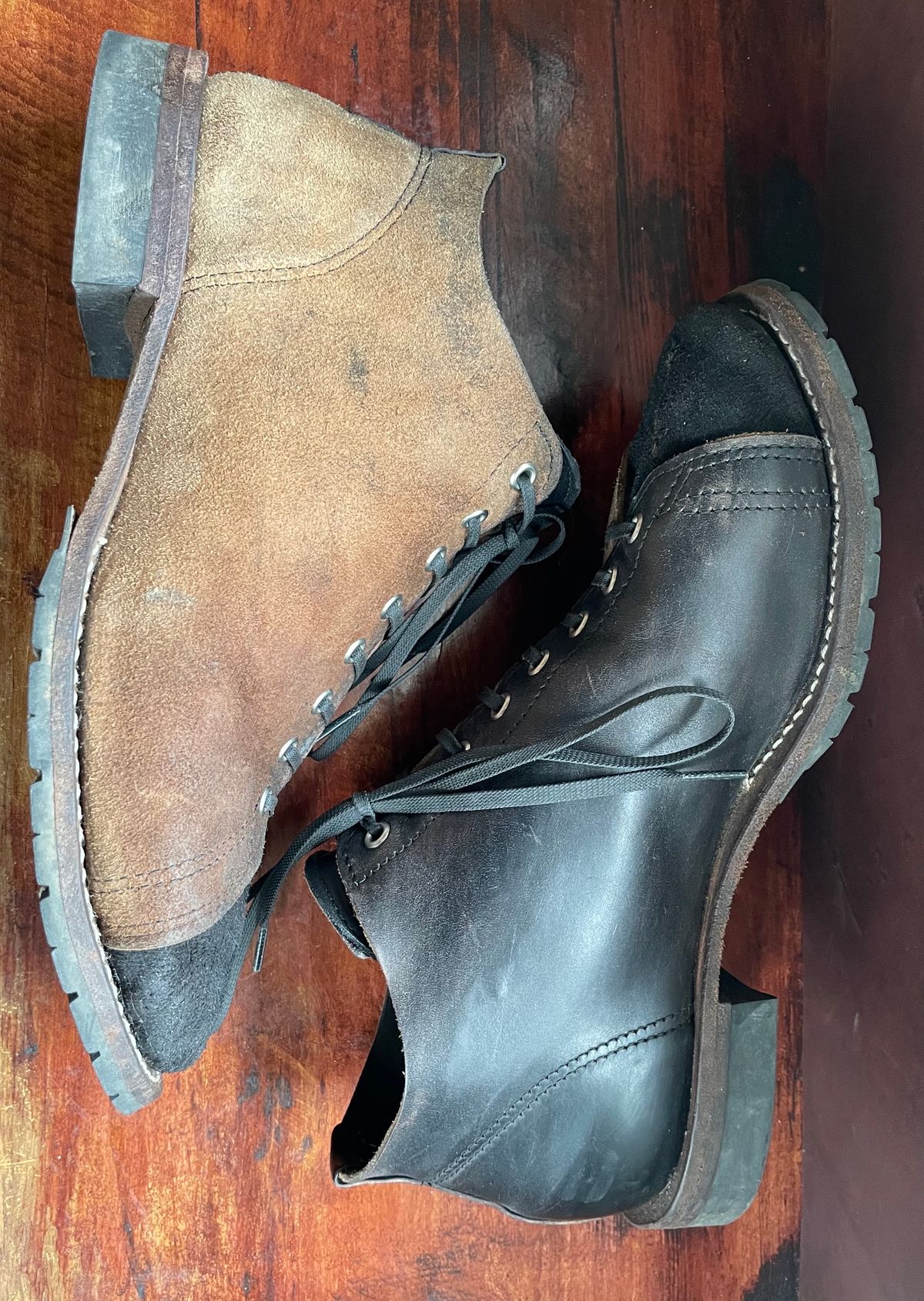 Photo by FrankLeeFineLeathers on November 3, 2023 of the Self-Made Monkey Boot in Horween Black Chromexcel Horsehide.