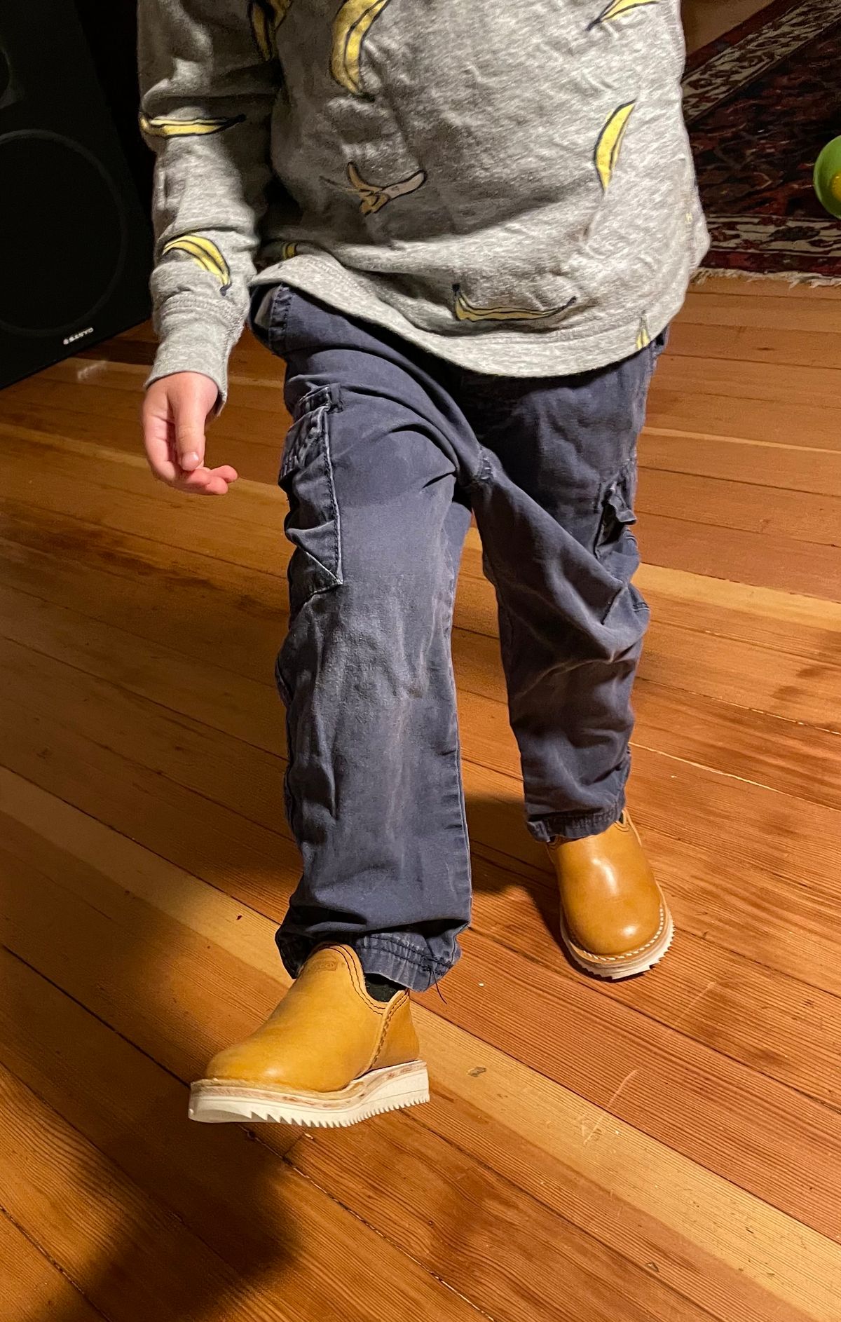 Photo by FrankLeeFineLeathers on October 3, 2023 of the Wesco Romeo in Maryam “ banana” horsebutt, Law shrunken bison, buckskin lined.