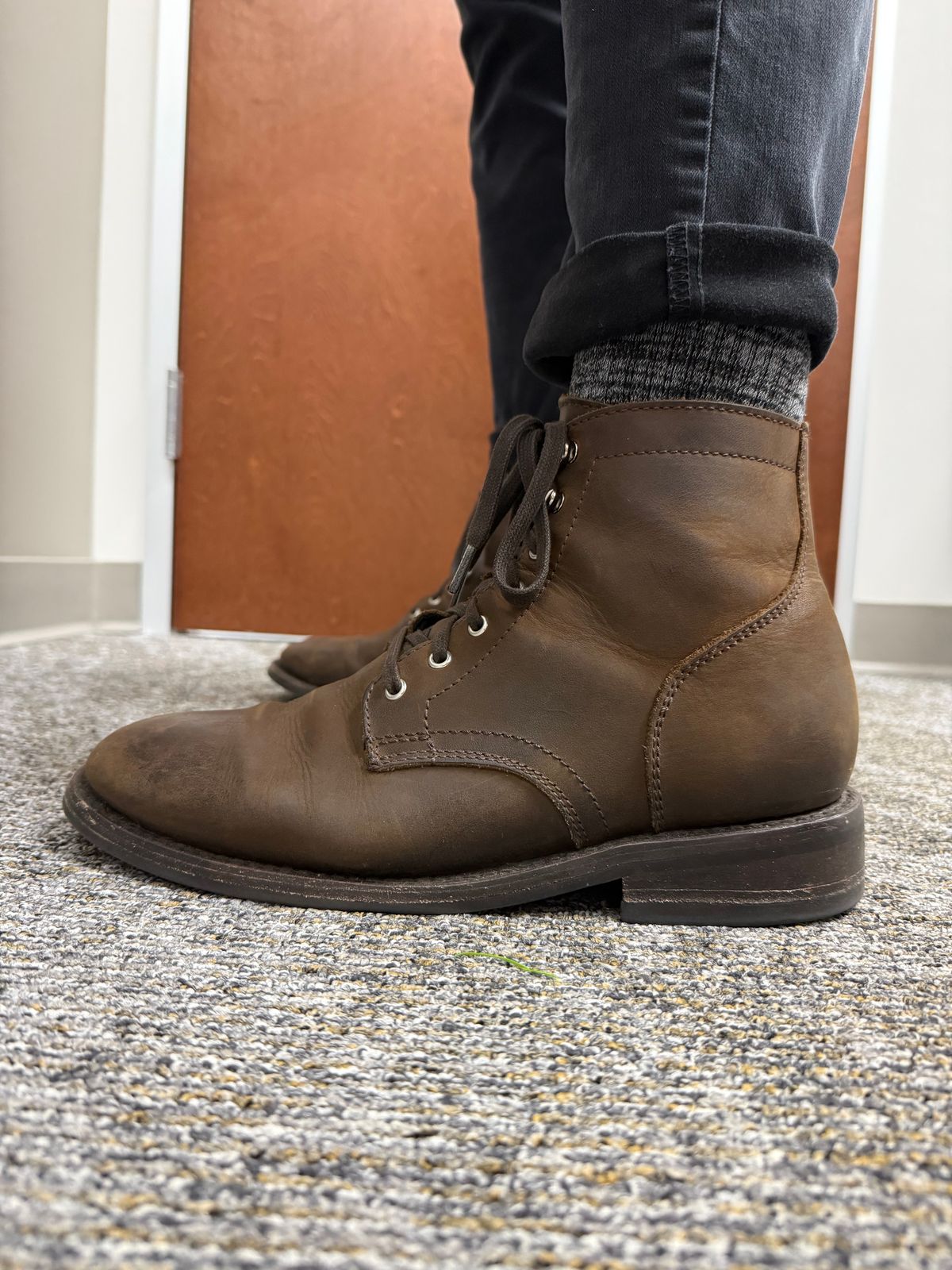 Photo by Smittysan on March 23, 2026 of the Thursday President in Tobacco Rugged & Resilient.