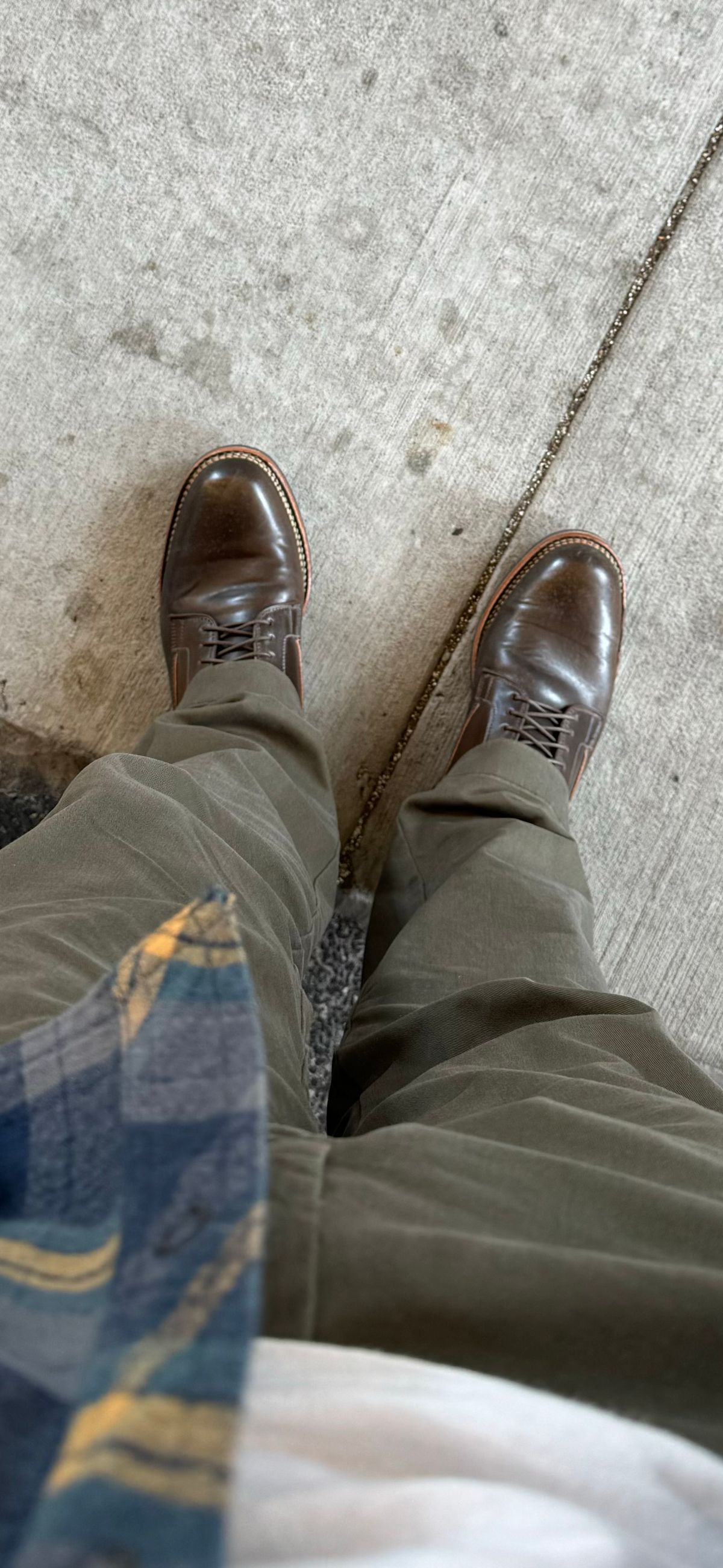 Photo by jinwoo on October 12, 2023 of the Viberg Derby Shoe in Horween Dark Cognac Shell Cordovan.