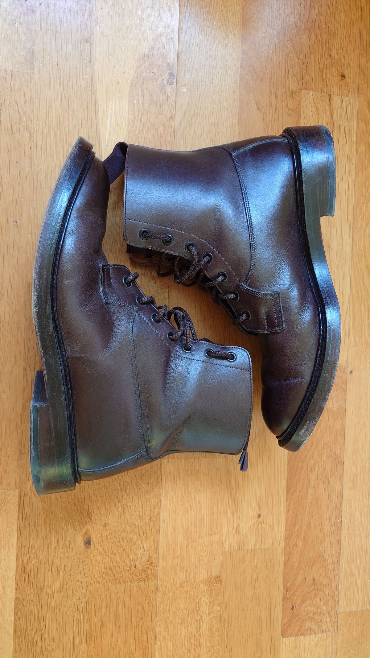 Photo by sowakichi on February 1, 2025 of the Tricker's Burford Country Boot in Espresso Burnished Calf.