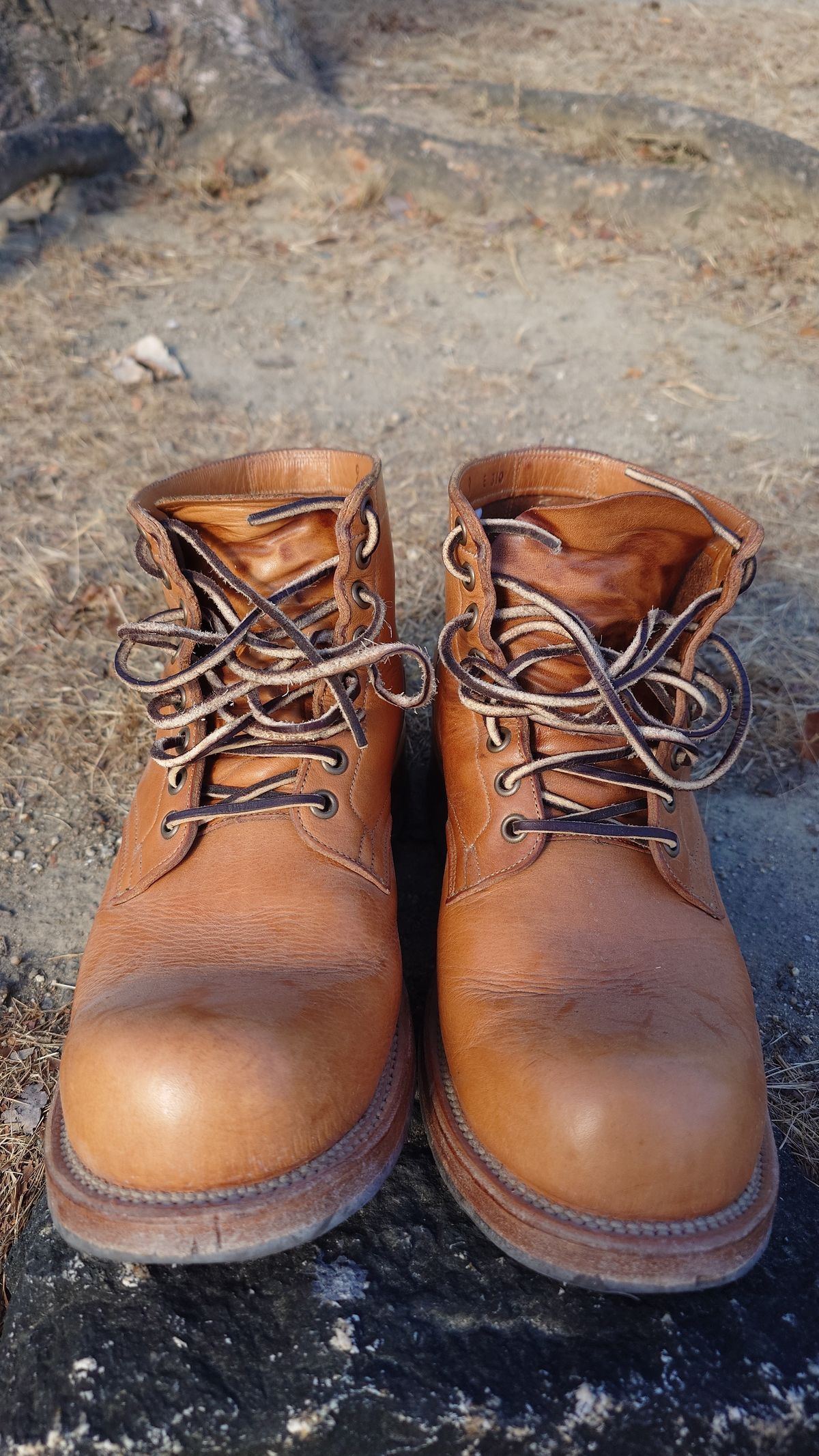 Photo by sowakichi on January 4, 2025 of the Viberg Service Boot in Horween Natural Wooly Chromexcel.