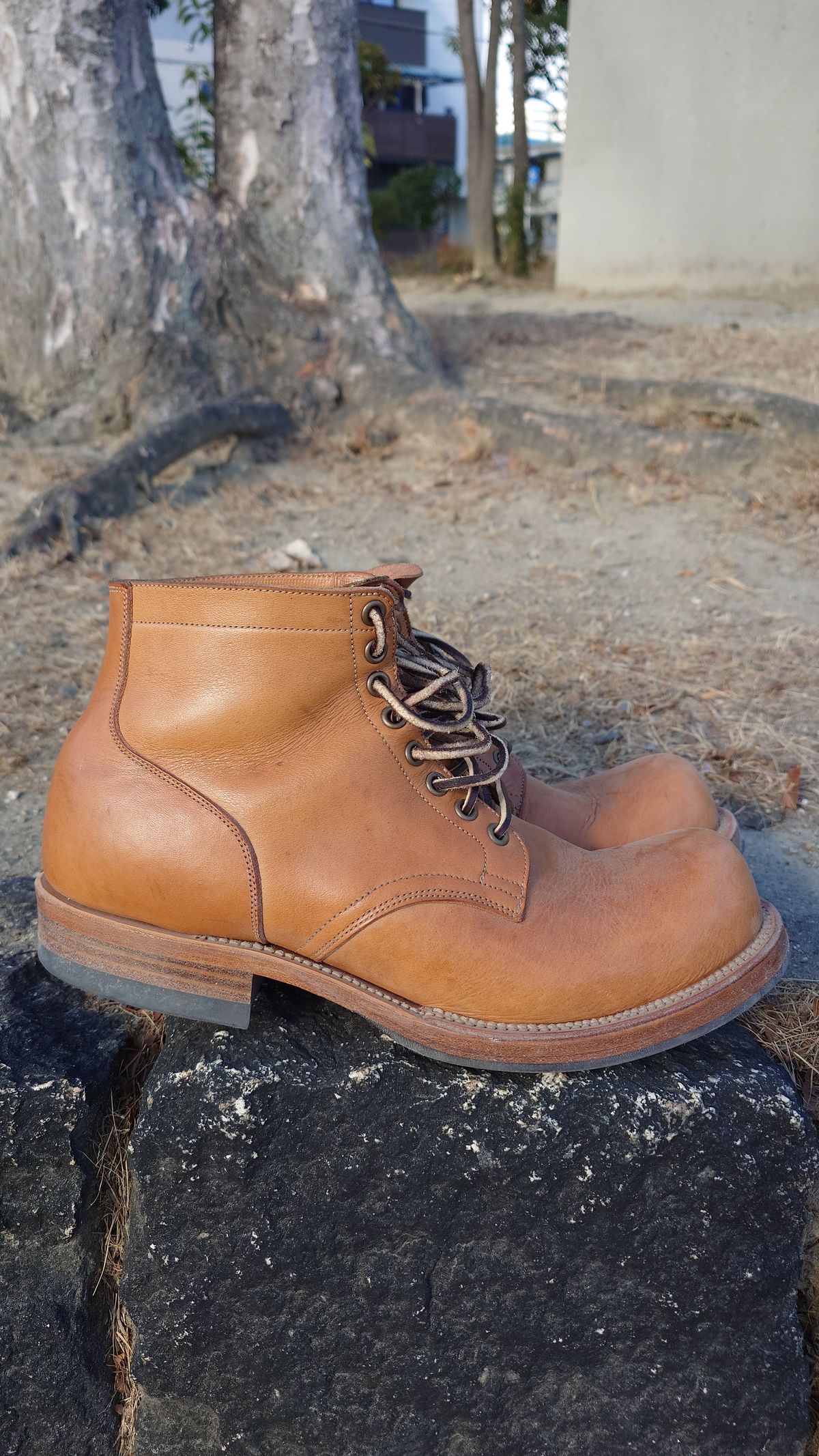 Photo by sowakichi on January 4, 2025 of the Viberg Service Boot in Horween Natural Wooly Chromexcel.