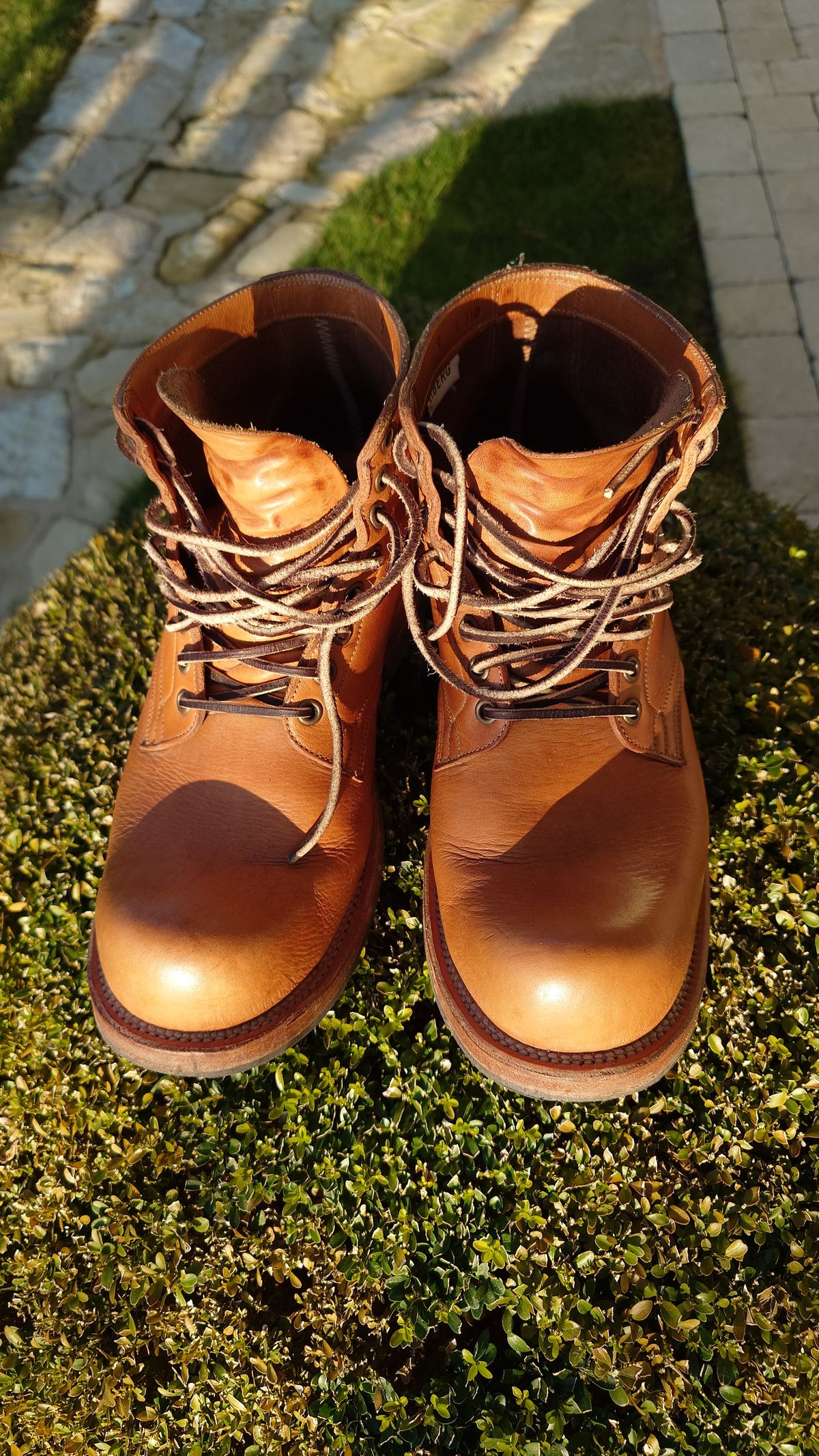 Photo by sowakichi on February 2, 2025 of the Viberg Service Boot in Horween Natural Wooly Chromexcel.