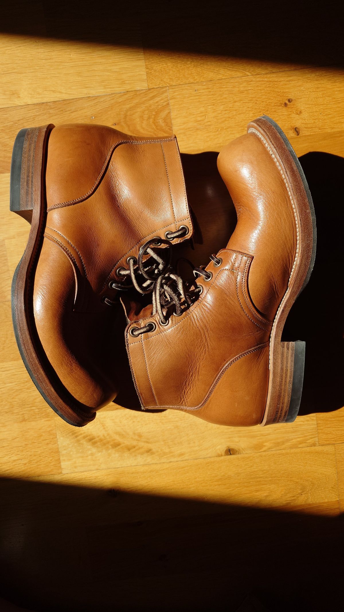 Photo by sowakichi on April 5, 2025 of the Viberg Service Boot in Horween Natural Wooly Chromexcel.