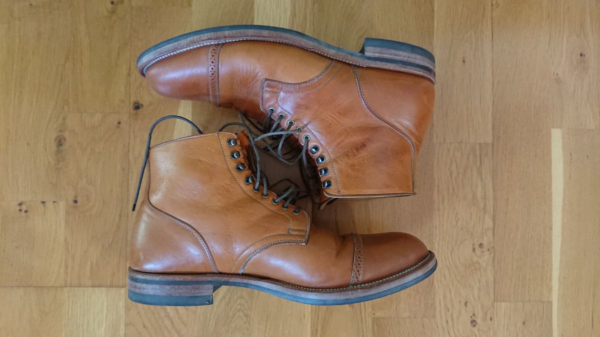 Photo by sowakichi on September 4, 2023 of the Viberg Service Boot BCT in Shinki Tan Latigo Horsehide.