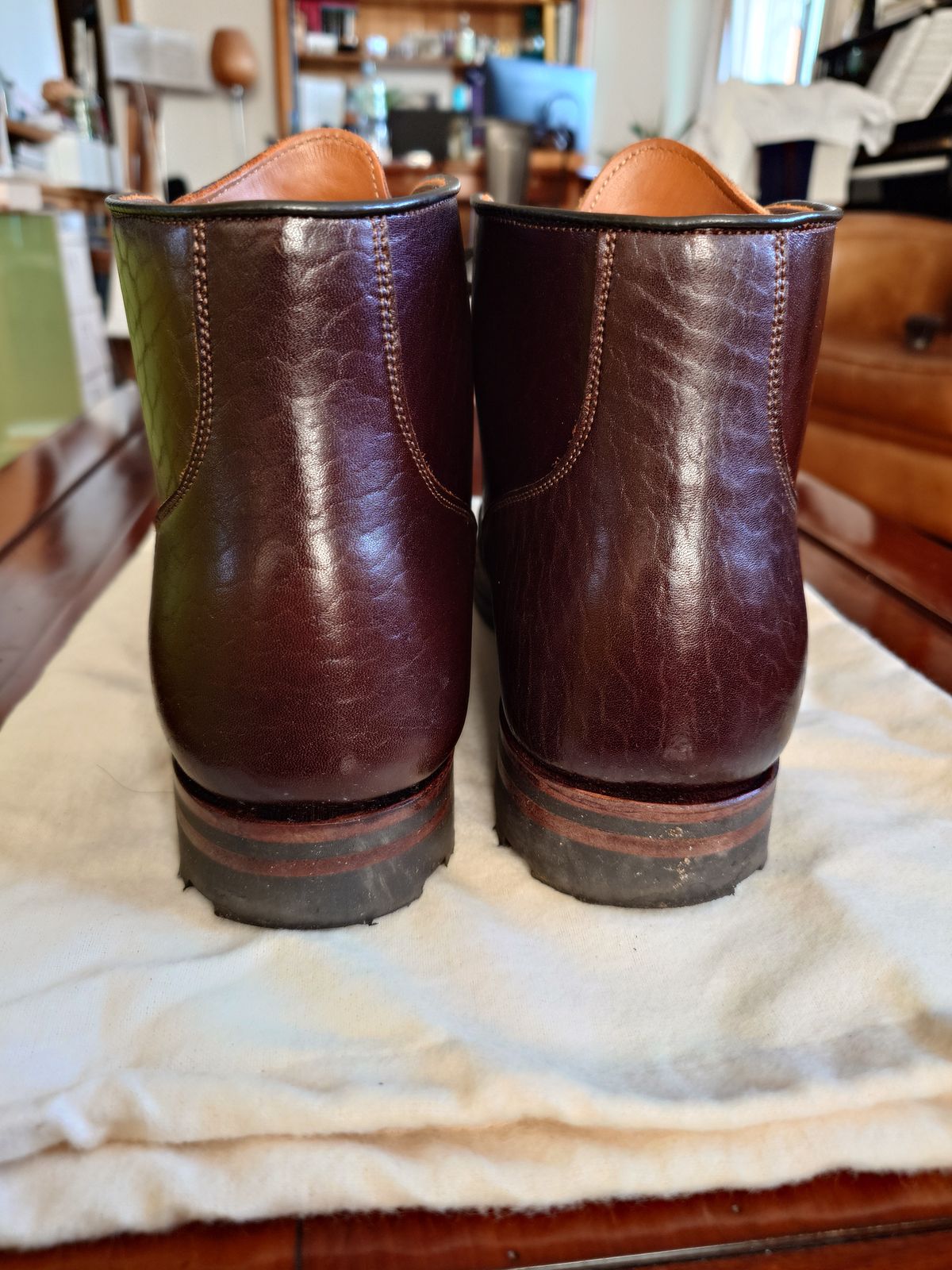 Photo by sowakichi on November 4, 2023 of the Viberg Service Boot in Shinki Dark Brown Oiled Horsebutt.