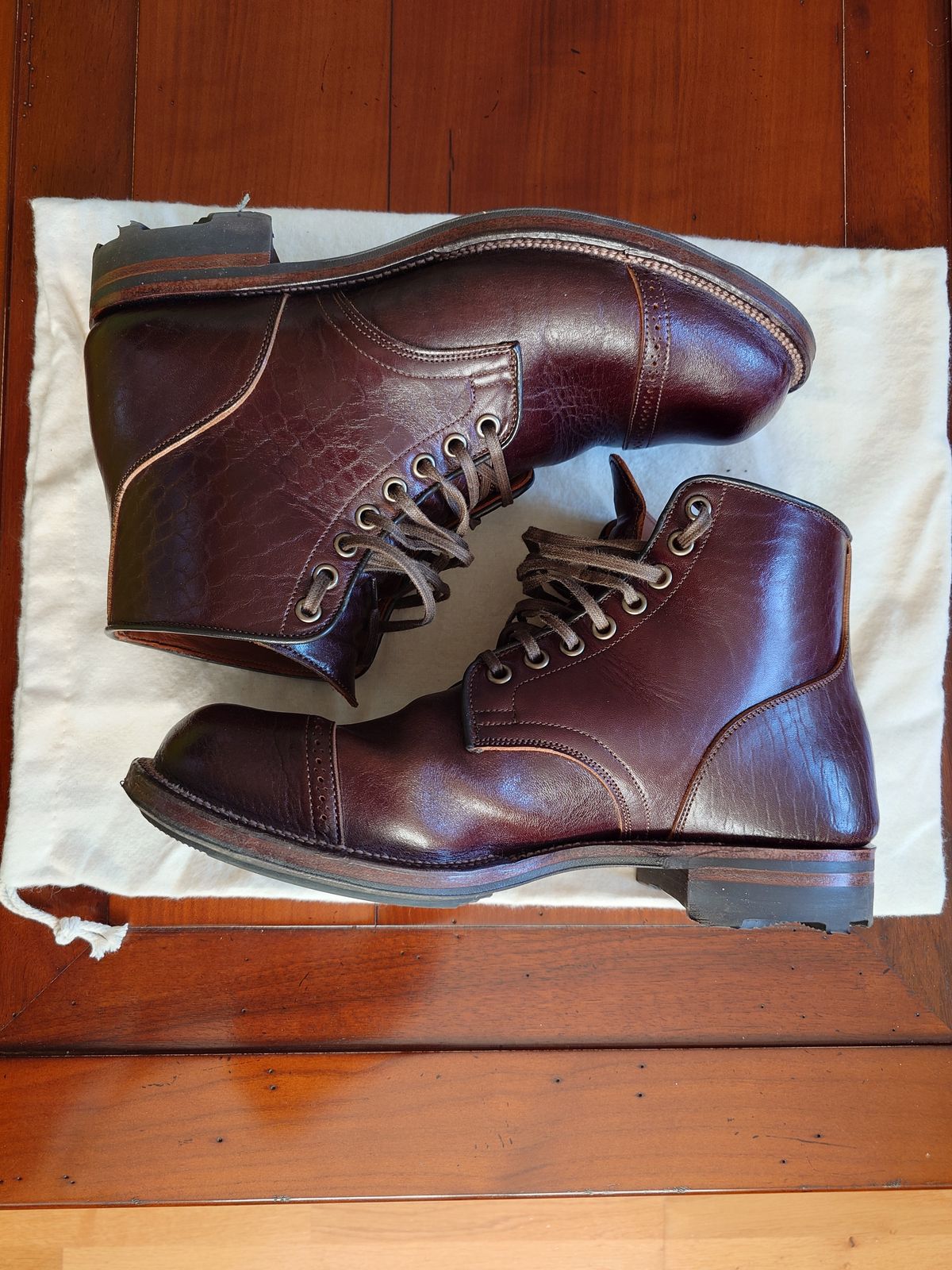 Photo by sowakichi on November 4, 2023 of the Viberg Service Boot in Shinki Dark Brown Oiled Horsebutt.