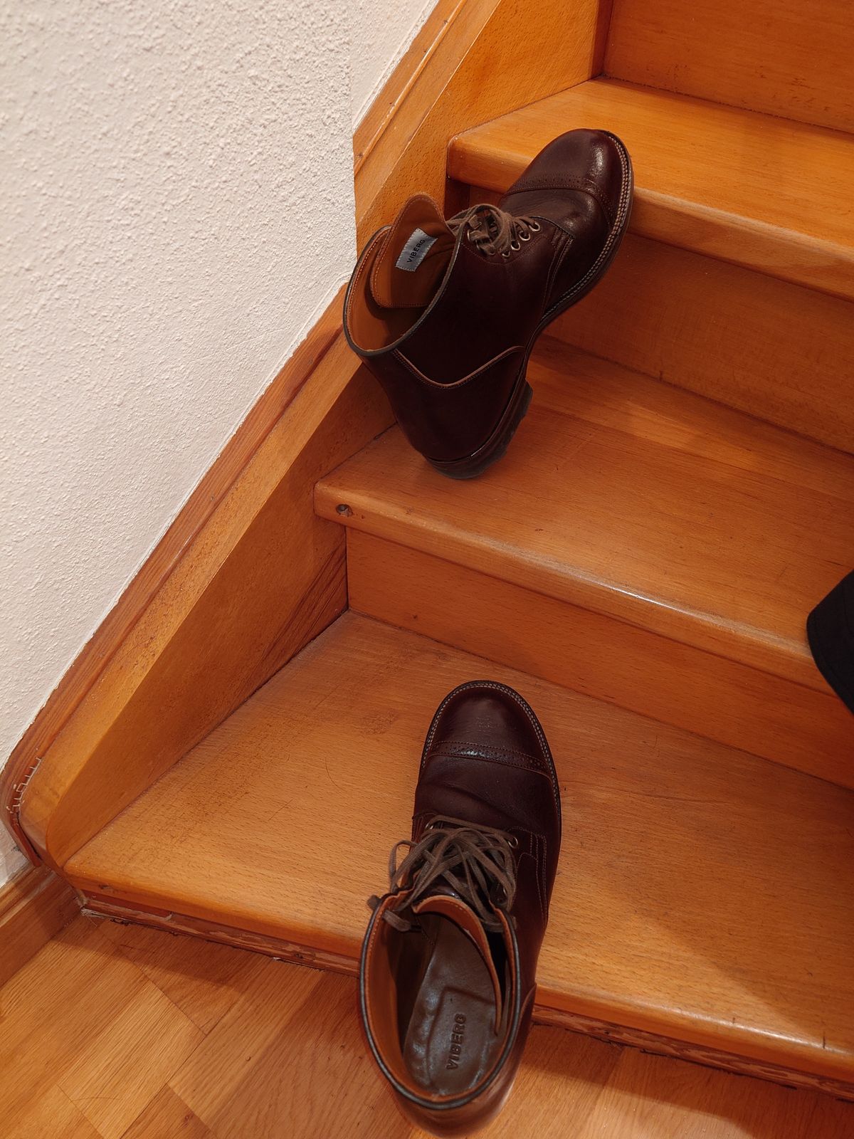 Photo by sowakichi on December 5, 2023 of the Viberg Service Boot in Shinki Dark Brown Oiled Horsebutt.