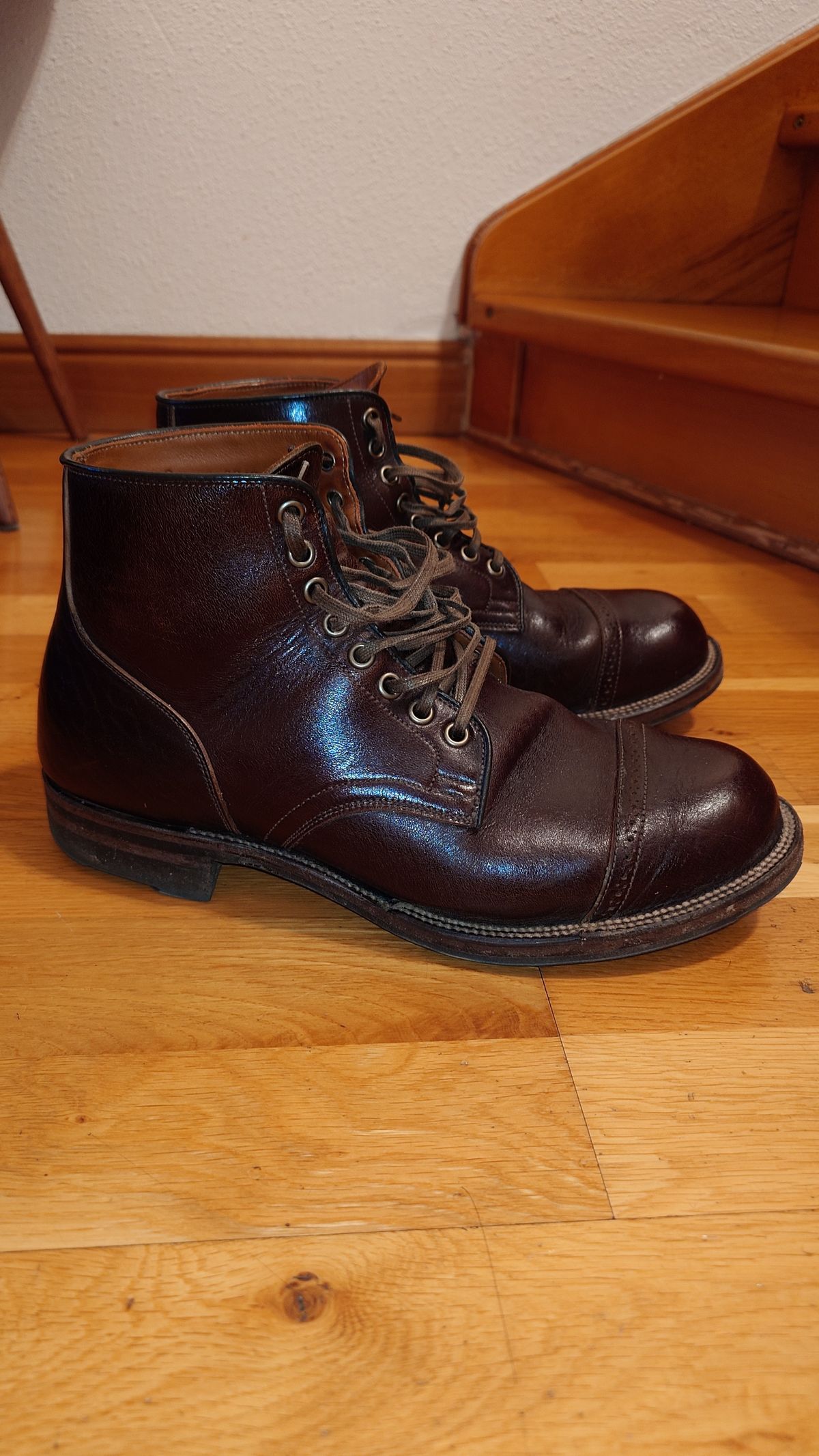 Photo by sowakichi on April 5, 2024 of the Viberg Service Boot in Shinki Dark Brown Oiled Horsebutt.