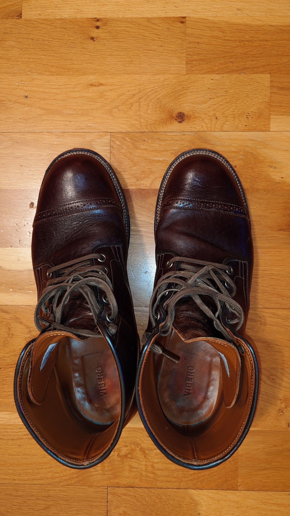 Photo by sowakichi on April 5, 2024 of the Viberg Service Boot in Shinki Dark Brown Oiled Horsebutt.