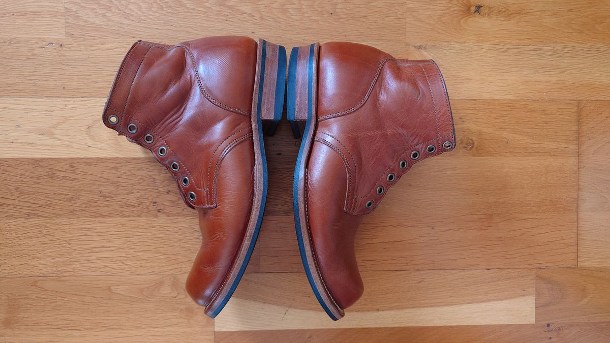 Photo by sowakichi on August 24, 2024 of the Viberg Service Boot in Horween English Tan Dublin.