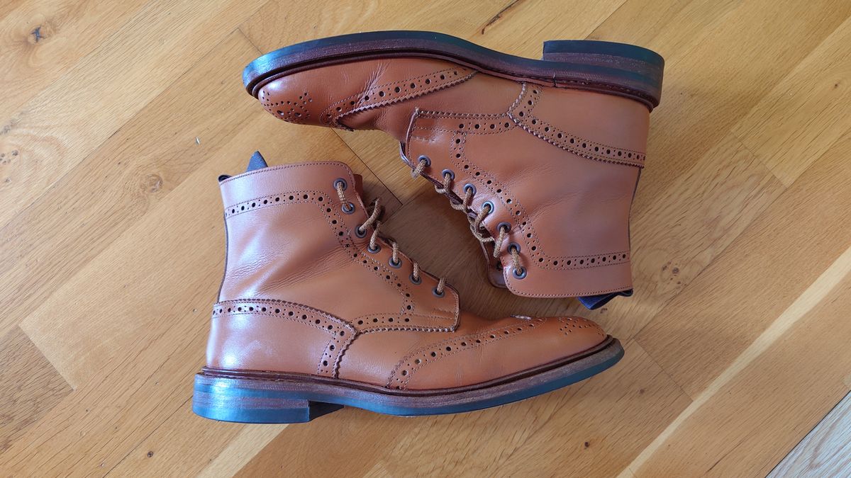 Photo by sowakichi on July 6, 2024 of the Tricker's Stow Country Boot in C-Shade Tan.