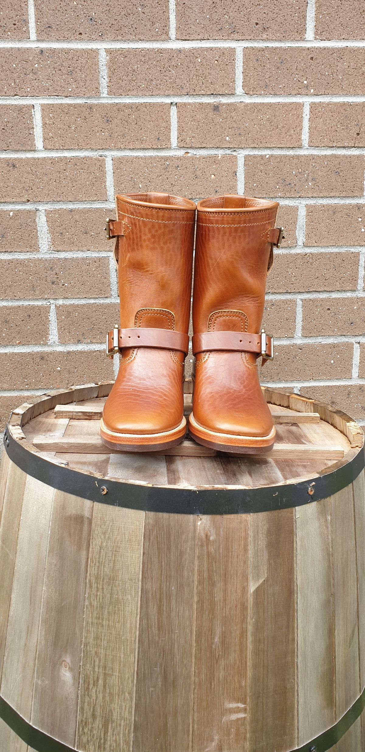 Photo by Worn.Soles on October 1, 2021 of the Benzein The Keeper 'Type 2' Engineer Boot in Shinki Brown Oiled Horsebutt.
