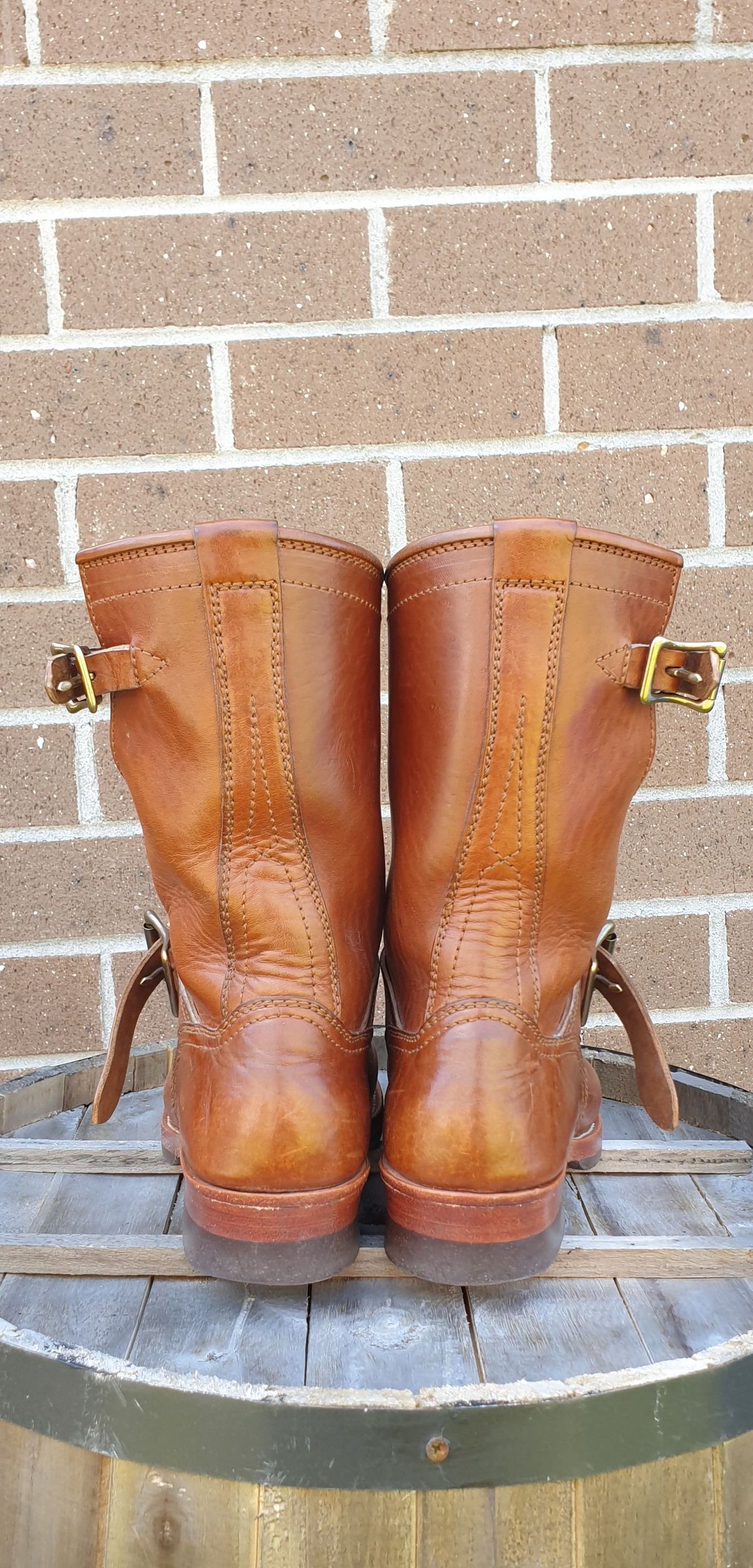 Photo by Worn.Soles on January 4, 2022 of the Benzein The Keeper 'Type 2' Engineer Boot in Shinki Brown Oiled Horsebutt.