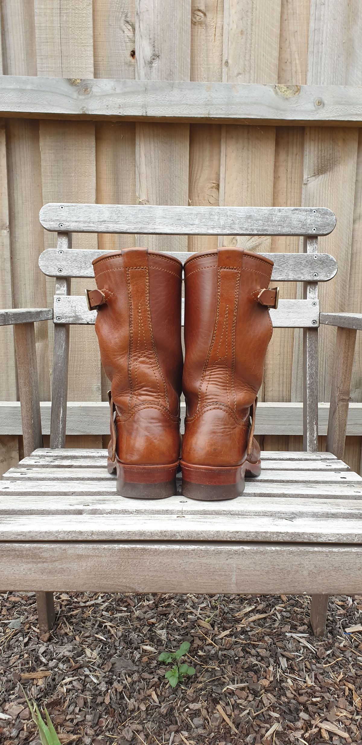 Photo by Worn.Soles on April 5, 2022 of the Benzein The Keeper 'Type 2' Engineer Boot in Shinki Brown Oiled Horsebutt.