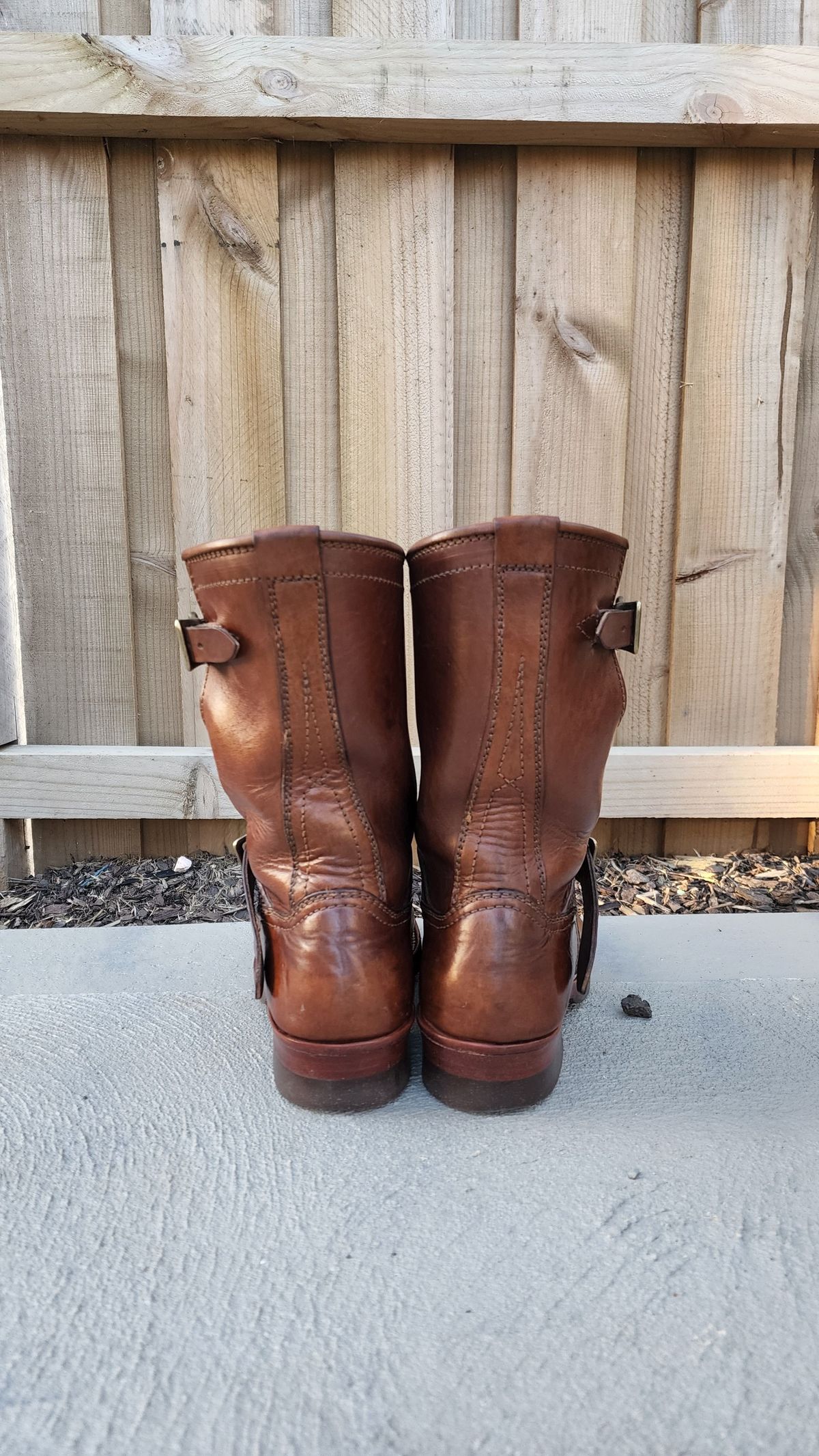 Photo by Worn.Soles on May 6, 2022 of the Benzein The Keeper 'Type 2' Engineer Boot in Shinki Brown Oiled Horsebutt.