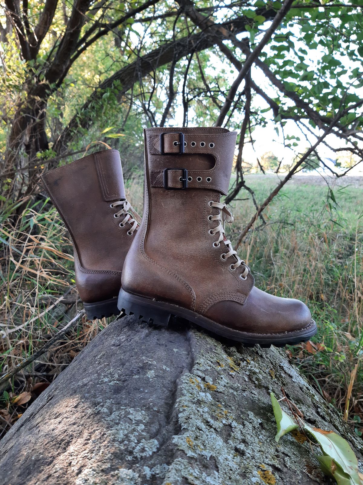 Photo by Niko on October 2, 2023 of the Unknown Maker French M47/US M43 Copy in Unknown Natural Veg Tan.