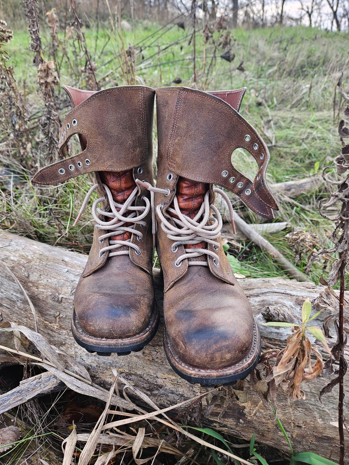 Photo by Niko on November 5, 2023 of the Unknown Maker French M47/US M43 Copy in Unknown Natural Veg Tan.