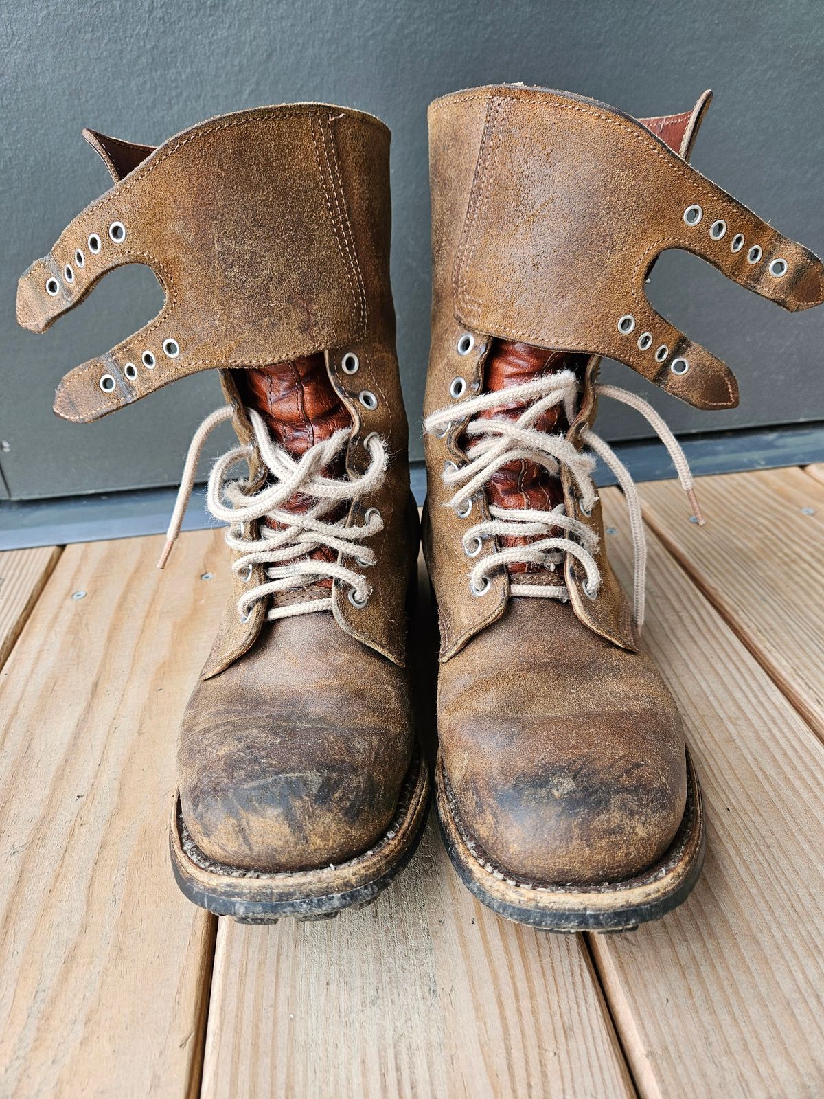 Photo by Niko on February 5, 2024 of the Unknown Maker French M47/US M43 Copy in Unknown Natural Veg Tan.