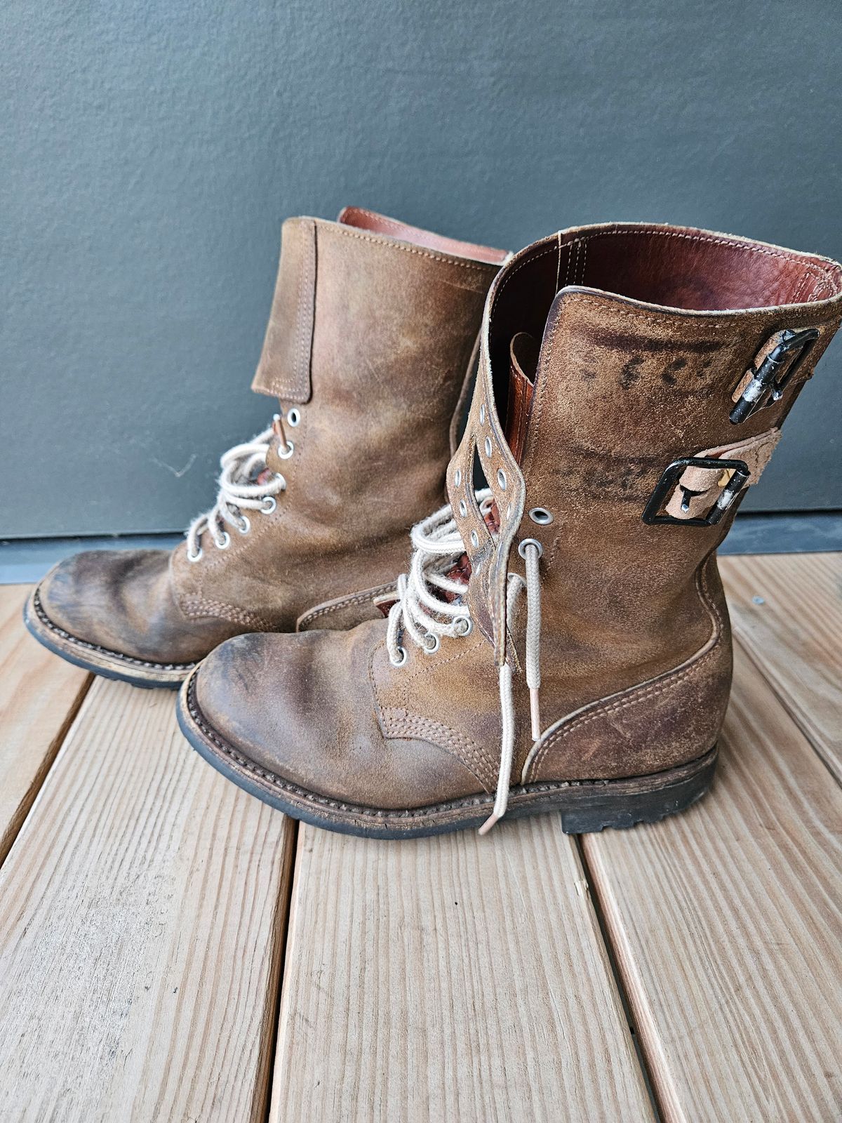 Photo by Niko on February 5, 2024 of the Unknown Maker French M47/US M43 Copy in Unknown Natural Veg Tan.