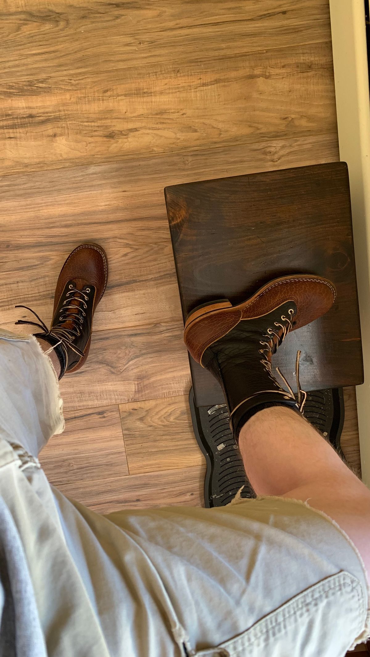 Photo by X on June 30, 2025 of the Nicks MTO in Law Tanning Black Smooth Shruken Bison & Law Tanning Brown Smooth Shruken Bison.