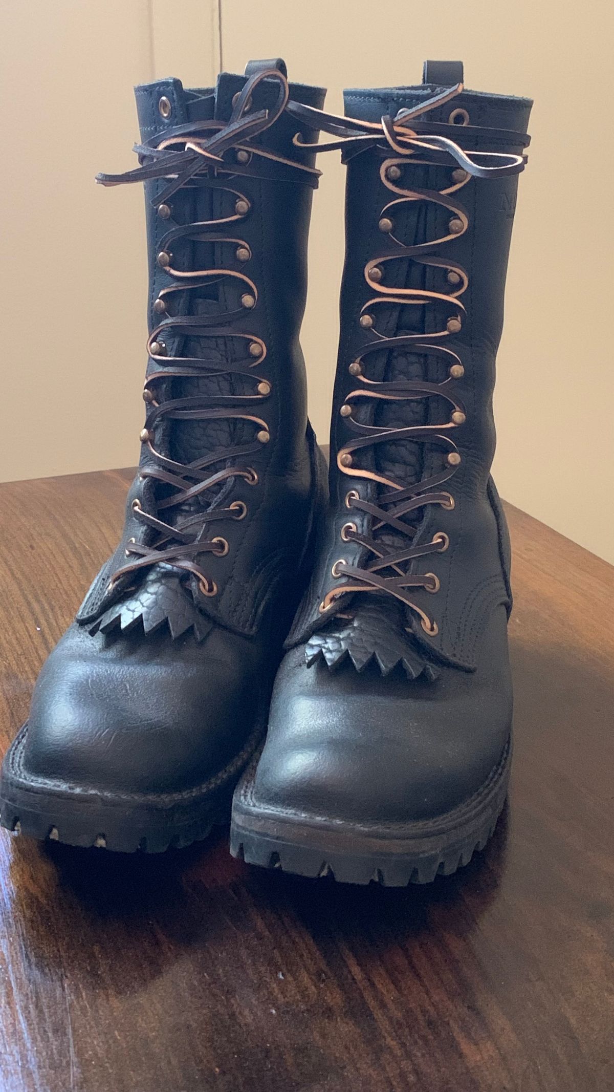 Photo by X on April 17, 2025 of the Nicks BuilderPro in Seidel MaxSupport Black.