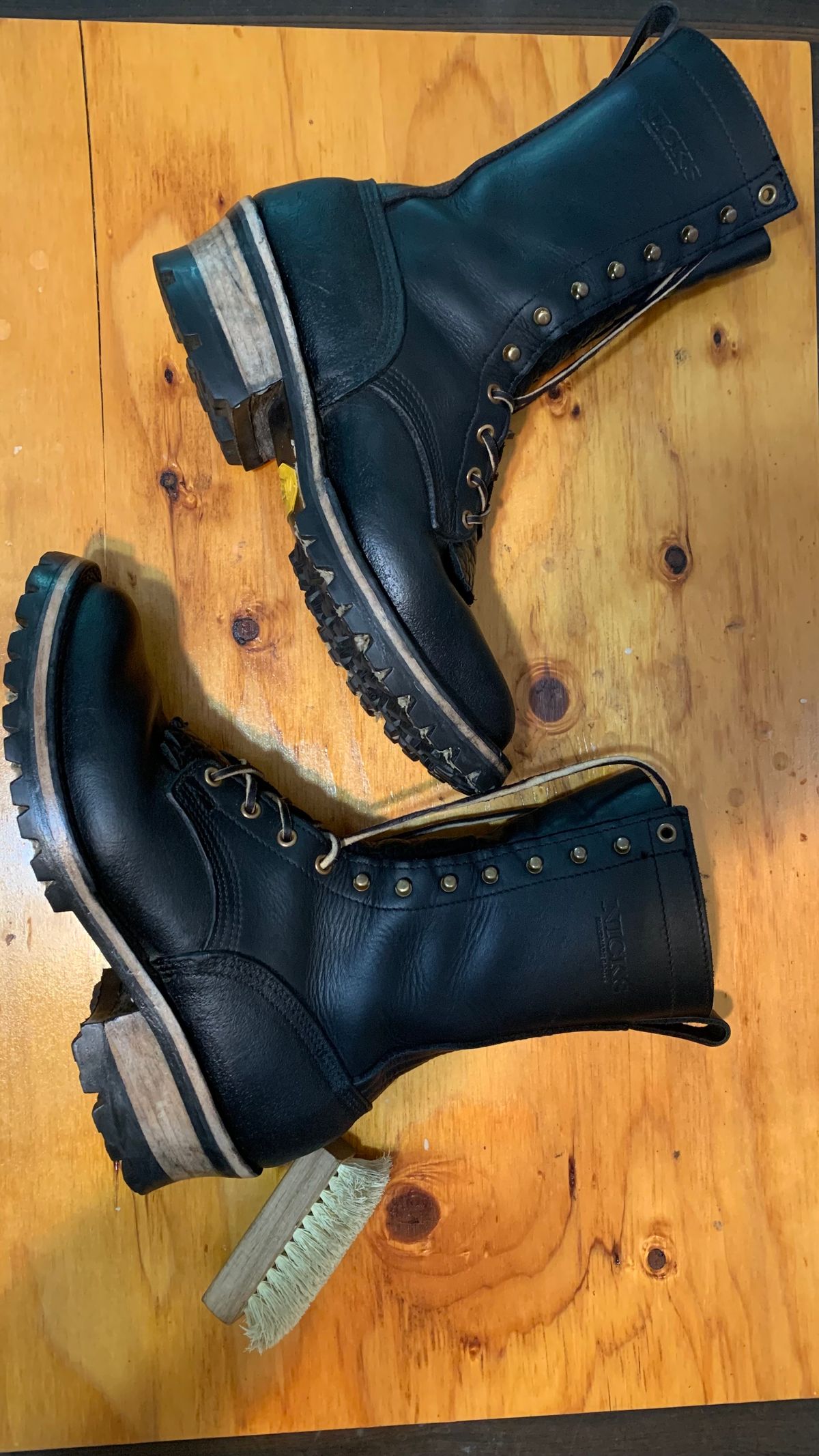 Photo by X on May 25, 2025 of the Nicks BuilderPro in Seidel MaxSupport Black.