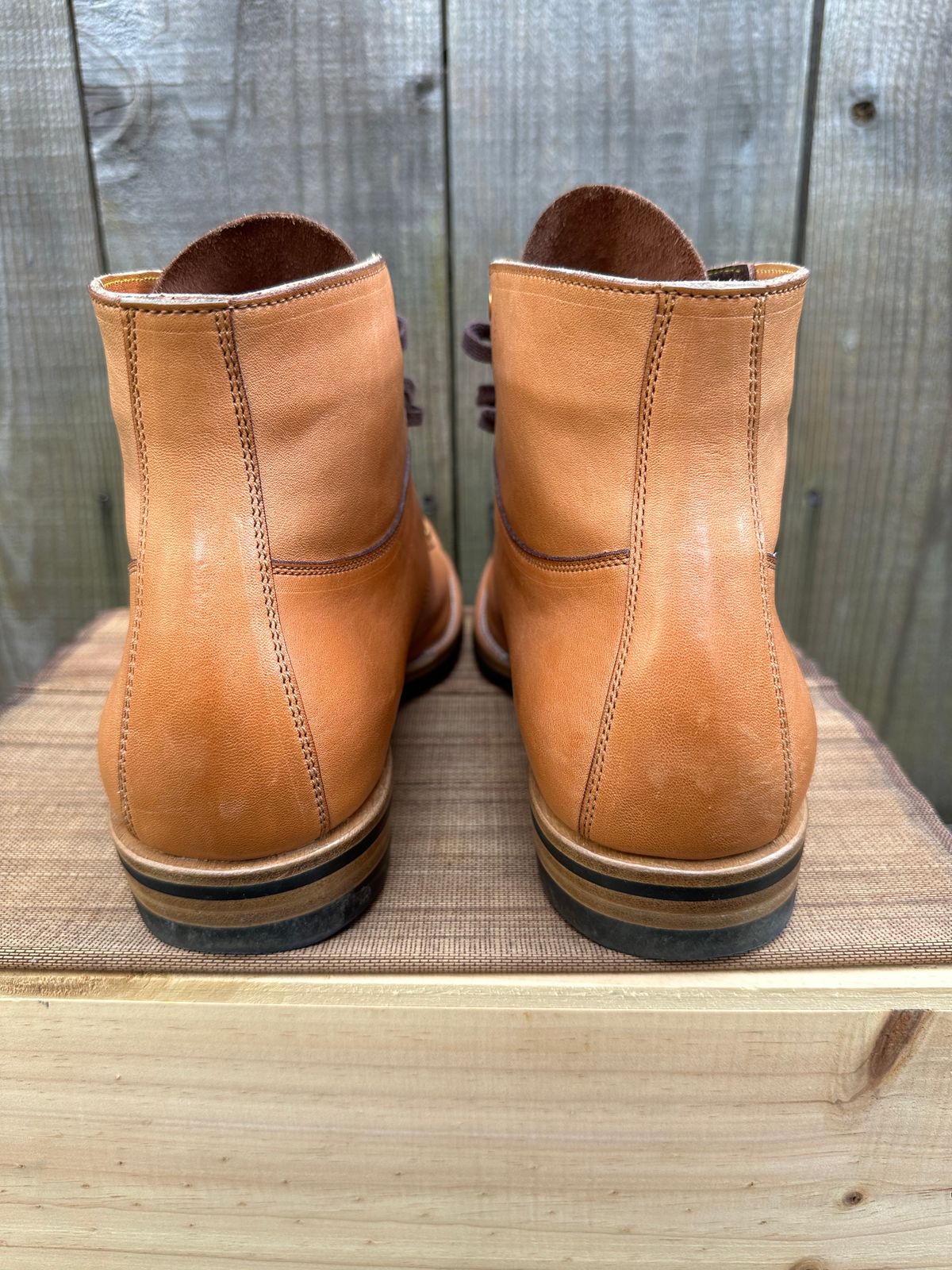 Photo by gv7 on March 4, 2023 of the Iron Boots x Østmo Type 1 in Maryam Natural Horsehide.