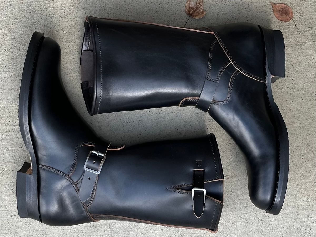 Photo by gv7 on October 1, 2025 of the SKOOB Wander Engineer Boots in Black Italian Horsebutt.