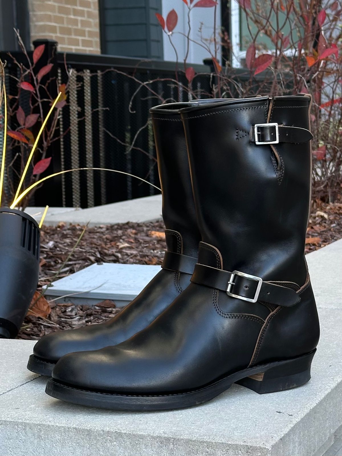 Photo by gv7 on November 29, 2025 of the SKOOB Wander Engineer Boots in Black Italian Horsebutt.