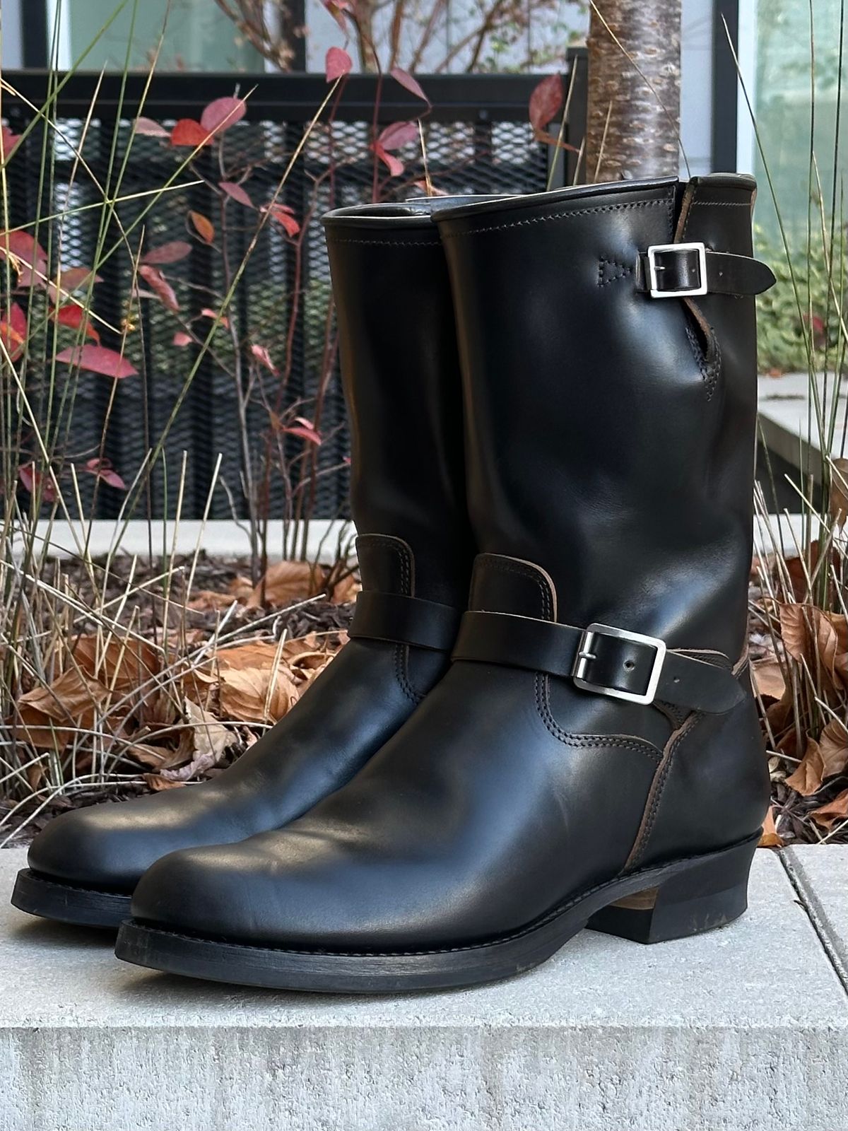 Photo by gv7 on November 29, 2025 of the SKOOB Wander Engineer Boots in Black Italian Horsebutt.