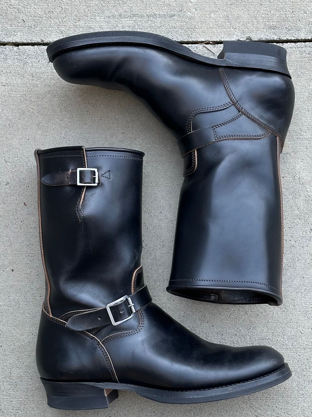 Photo by gv7 on March 1, 2026 of the SKOOB Wander Engineer Boots in Black Italian Horsebutt.