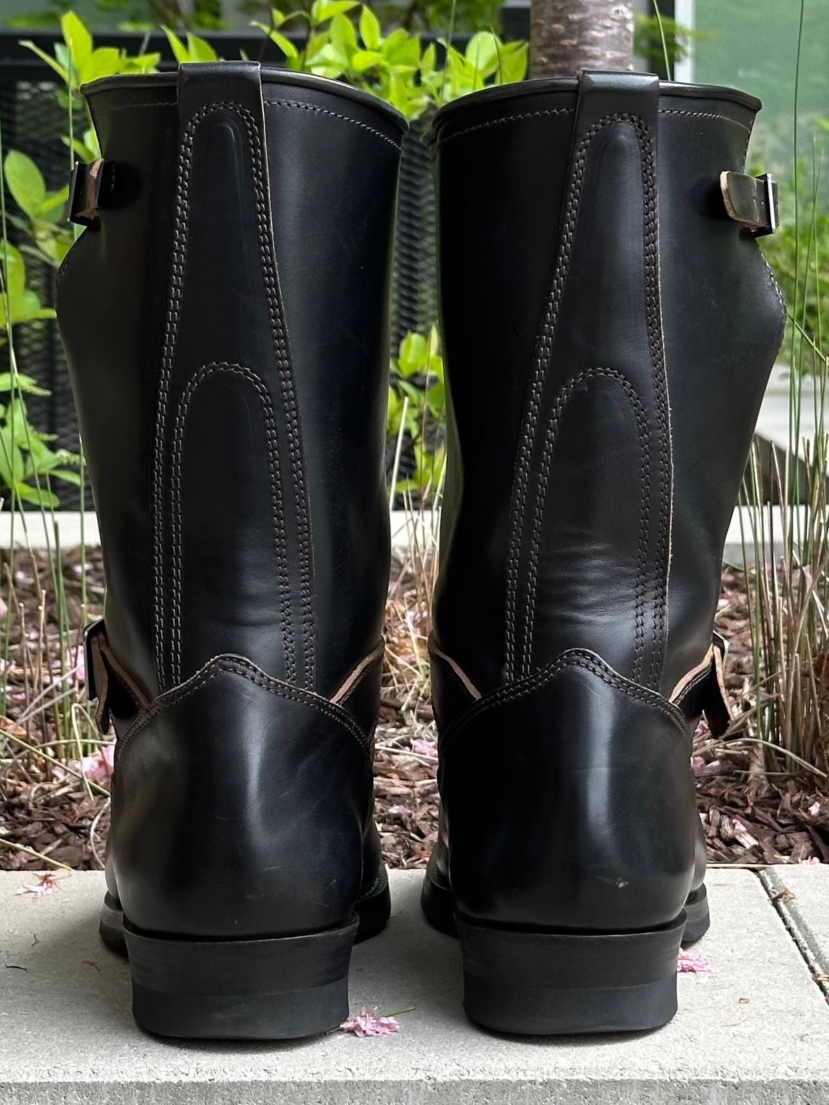 Photo by gv7 on April 3, 2026 of the SKOOB Wander Engineer Boots in Black Italian Horsebutt.