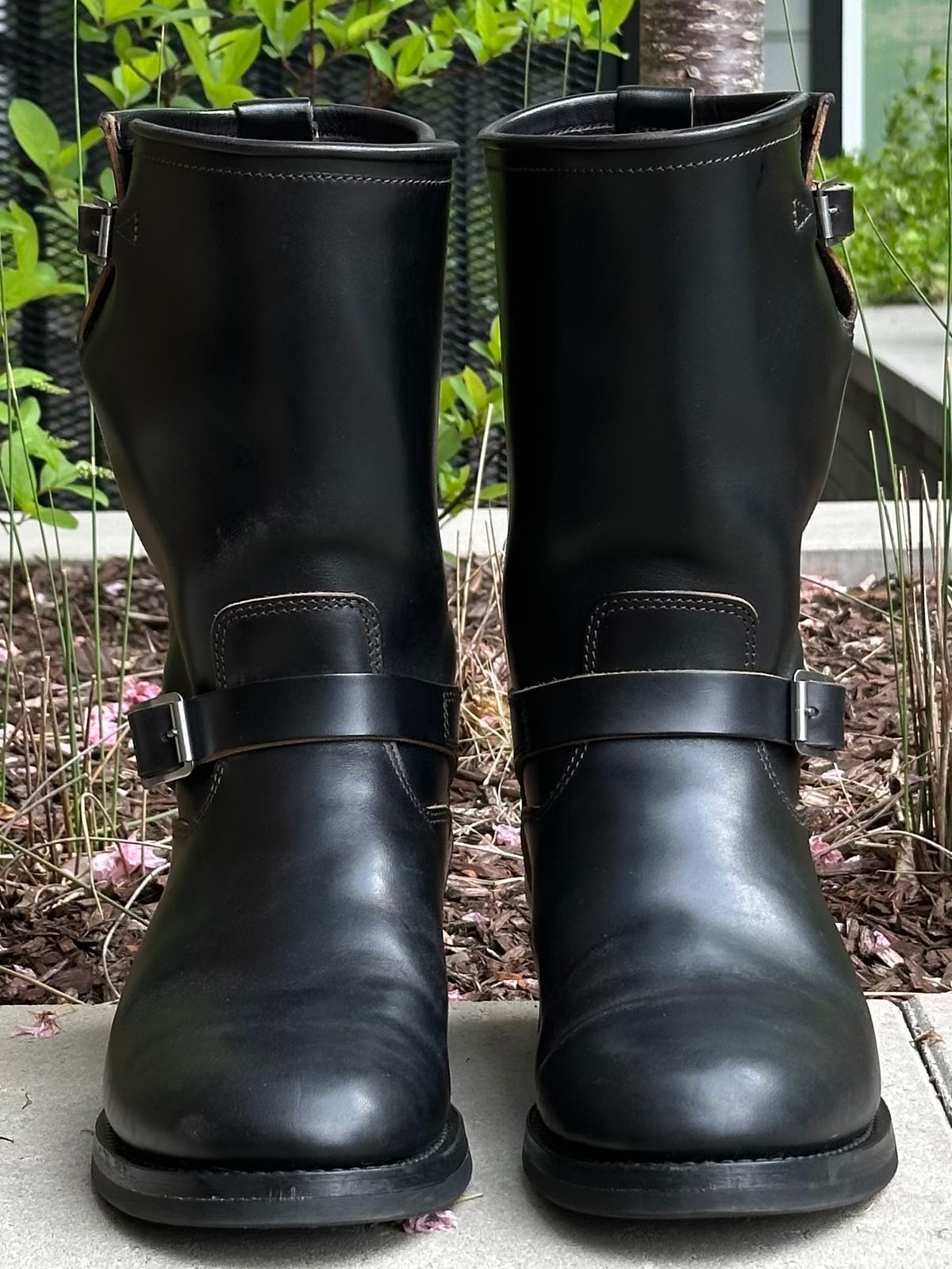 Photo by gv7 on April 3, 2026 of the SKOOB Wander Engineer Boots in Black Italian Horsebutt.