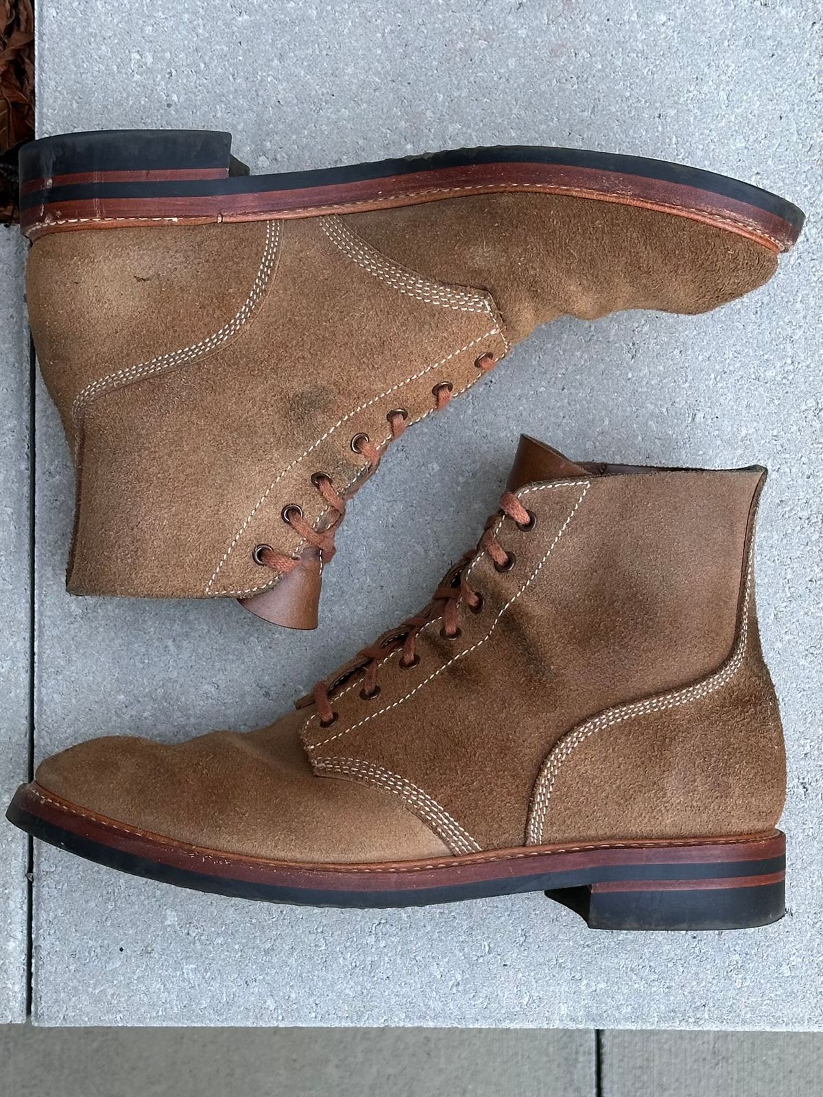 Photo by gv7 on December 1, 2024 of the John Lofgren M-43 Service Boots in Horween Natural Chromexcel Roughout.