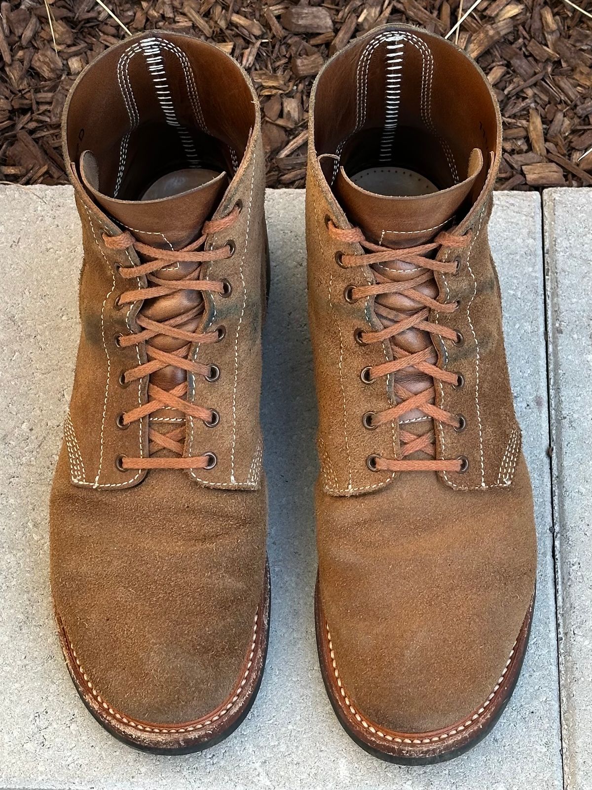 Photo by gv7 on March 1, 2025 of the John Lofgren M-43 Service Boots in Horween Natural Chromexcel Roughout.