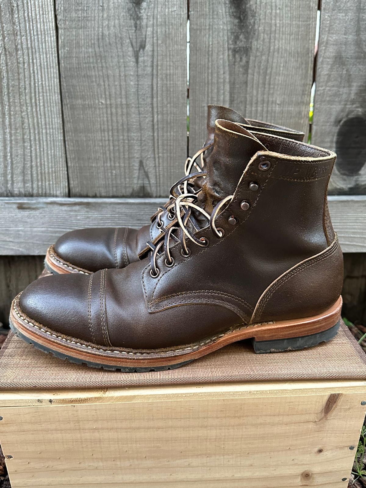 Photo by gv7 on January 2, 2023 of the White's MP-Sherman Toe Cap in Horween Cinnamon Waxed Flesh.