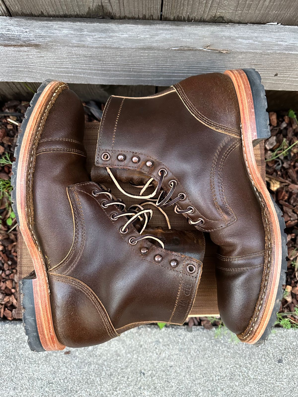 Photo by gv7 on January 2, 2023 of the White's MP-Sherman Toe Cap in Horween Cinnamon Waxed Flesh.