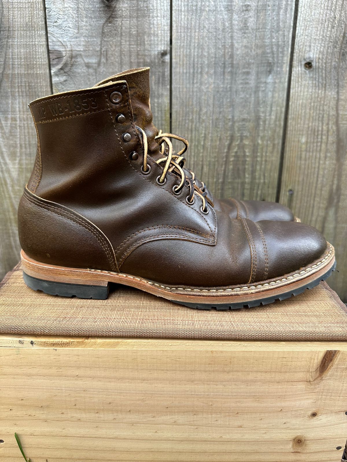 Photo by gv7 on March 4, 2023 of the White's MP-Sherman Toe Cap in Horween Cinnamon Waxed Flesh.