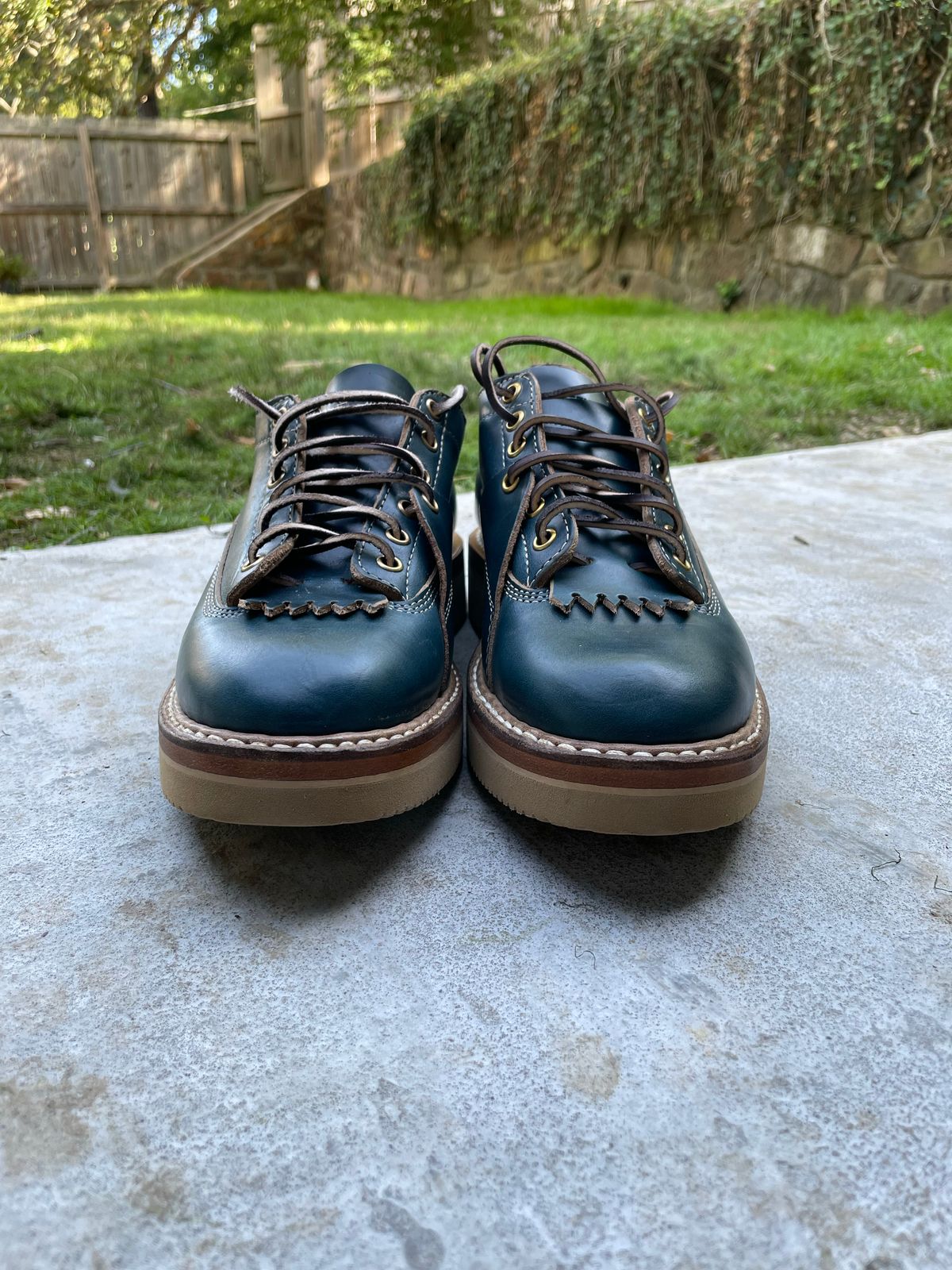 Photo by davarcher on October 1, 2022 of the White's Oxford in Horween Navy Chromexcel.