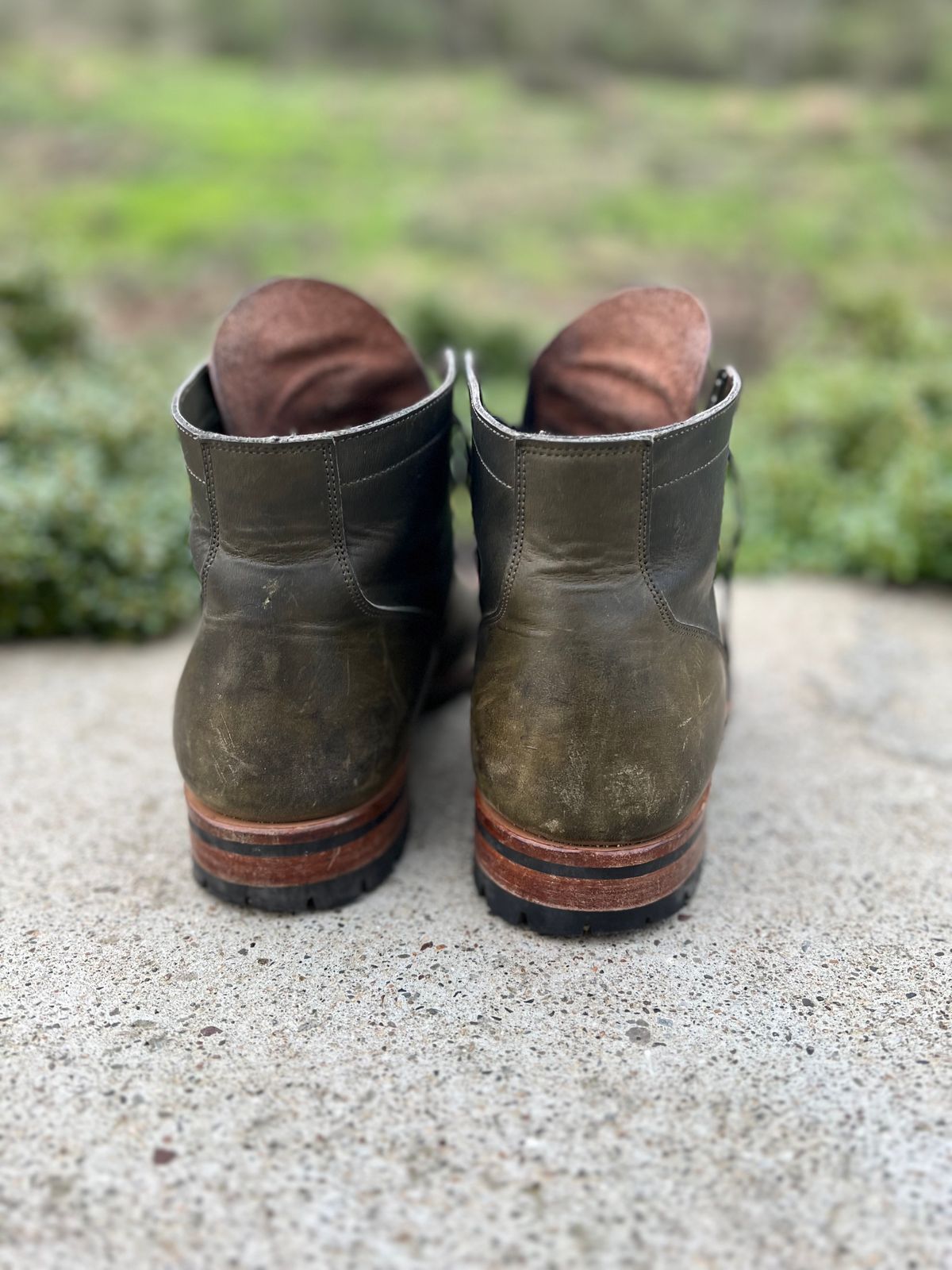 Photo by jshum on January 4, 2023 of the Viberg Service Boot in Horween Olive Chromepak.